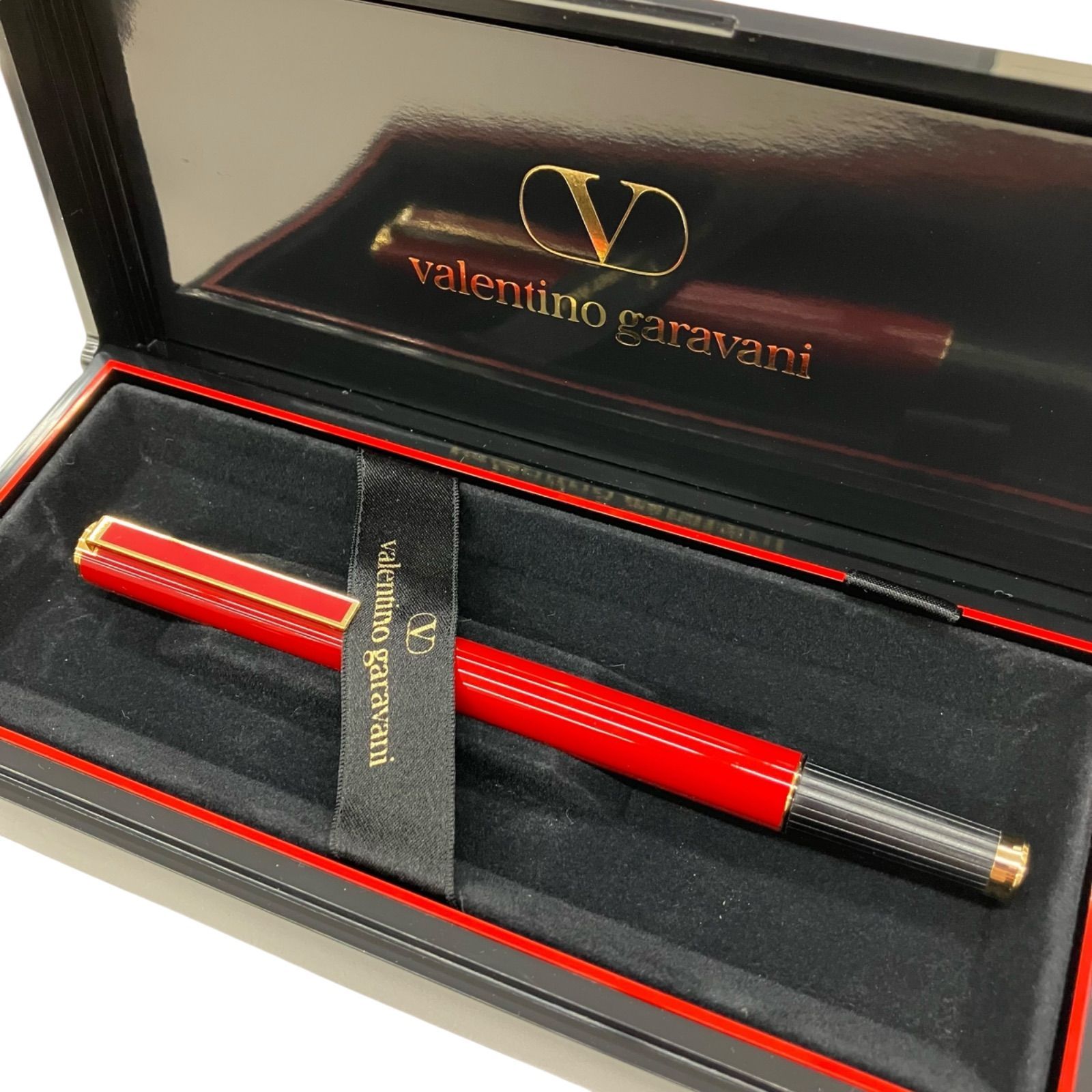 186000 Valentino garavani 万年筆 - メルカリ