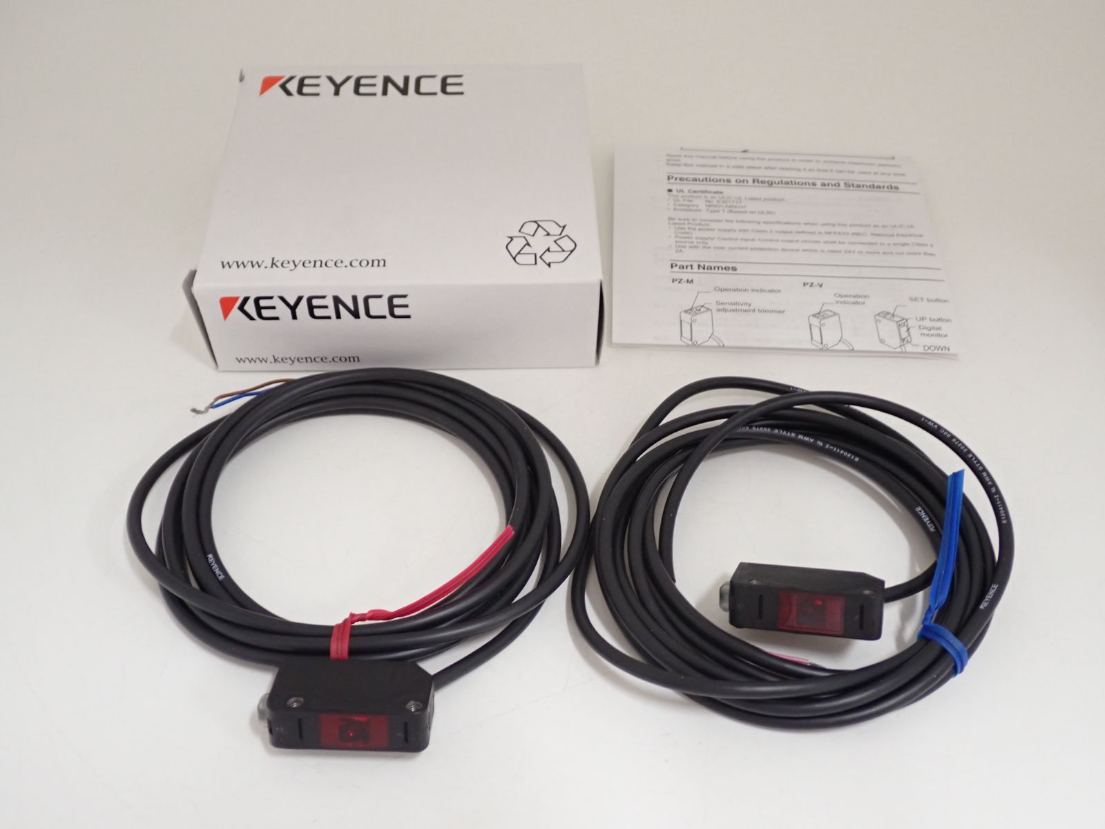 55569】 キーエンス KEYENCE PZ-M51 光学機器 未使用品 自宅保管品 
