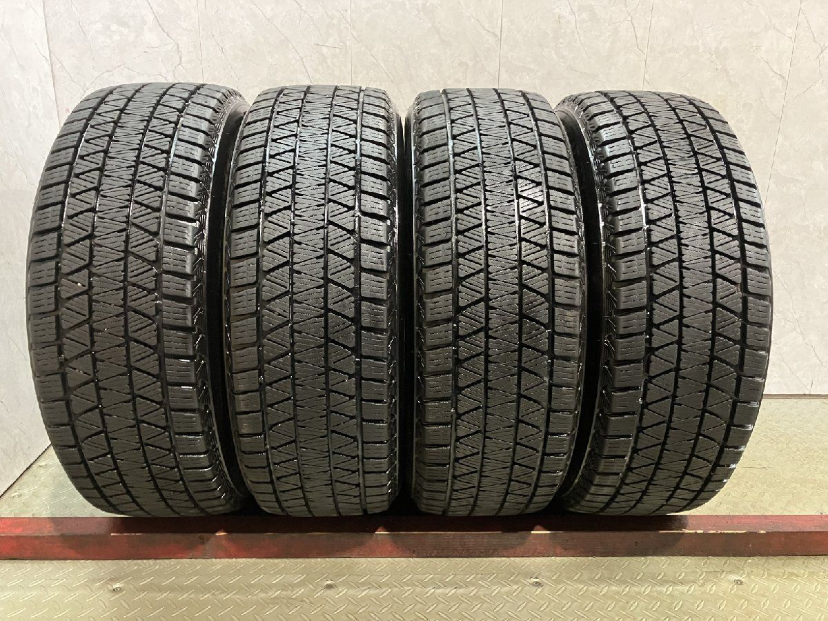 BS BRIDGESTONE BLIZZAK DM-V3 225/60R17 17インチ スタッドレス 4本 22年製 レガシィアウトバック フォレスター スバルXV等　(KTR035)