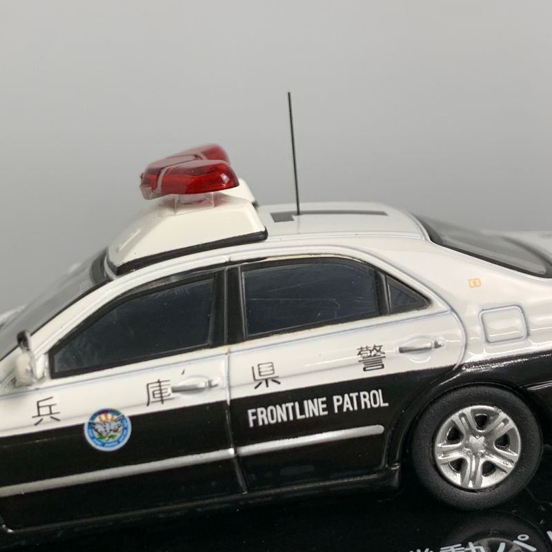 現状渡し品】 レイズ 1/64 トヨタ クラウン180系 兵庫県警察起動