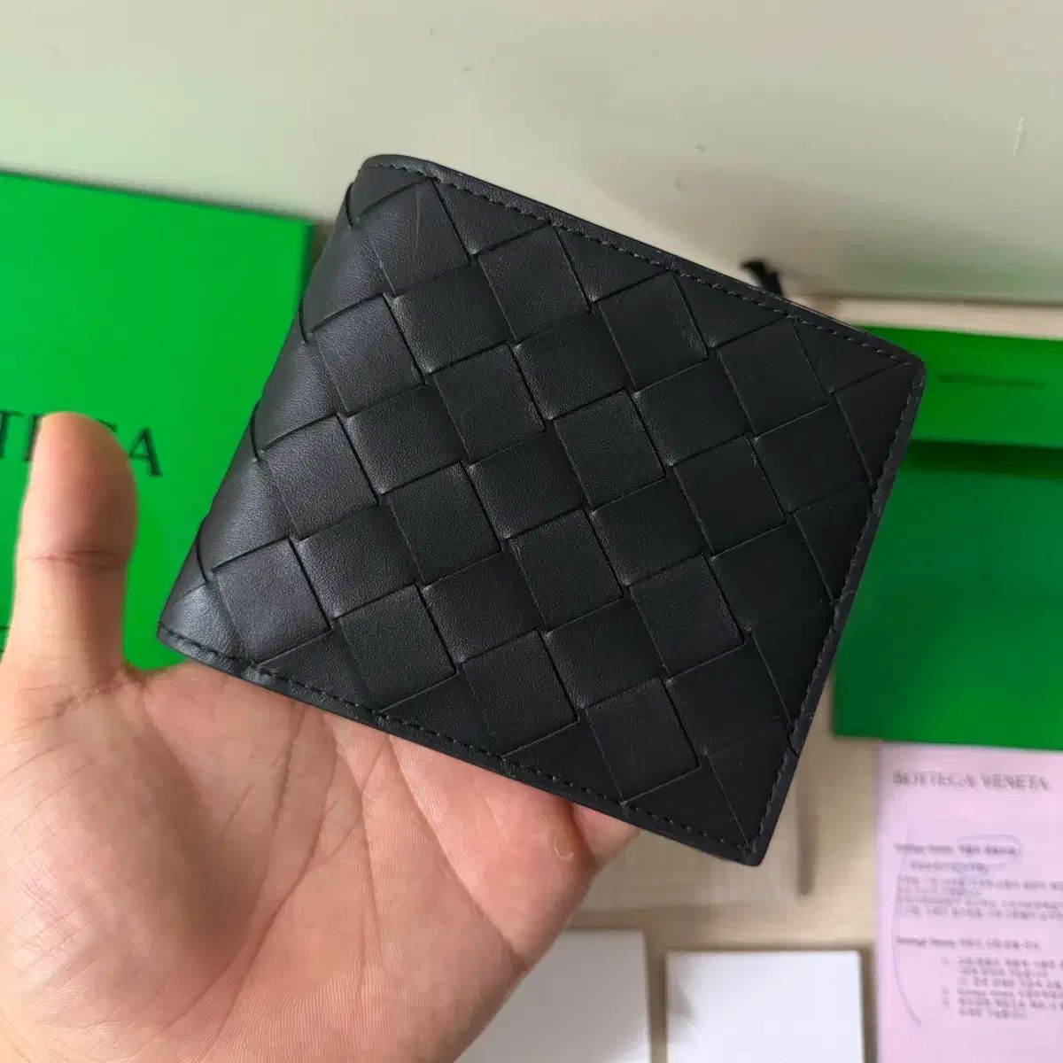 26/ほぼ新品 BOTTEGA VENETA ボッテガ・ヴェネタ 二つ折り財布 
