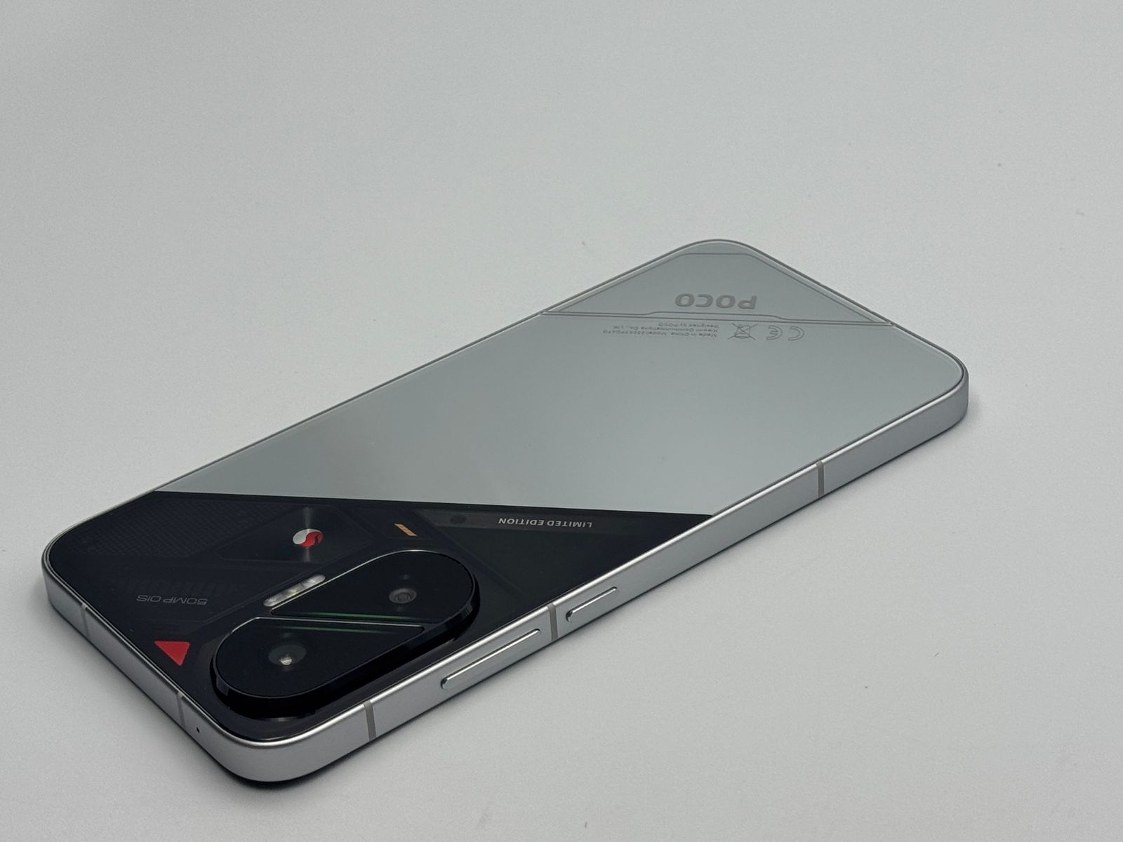 中古A】POCO F7 256GB シルバー SIMフリー - メルカリ