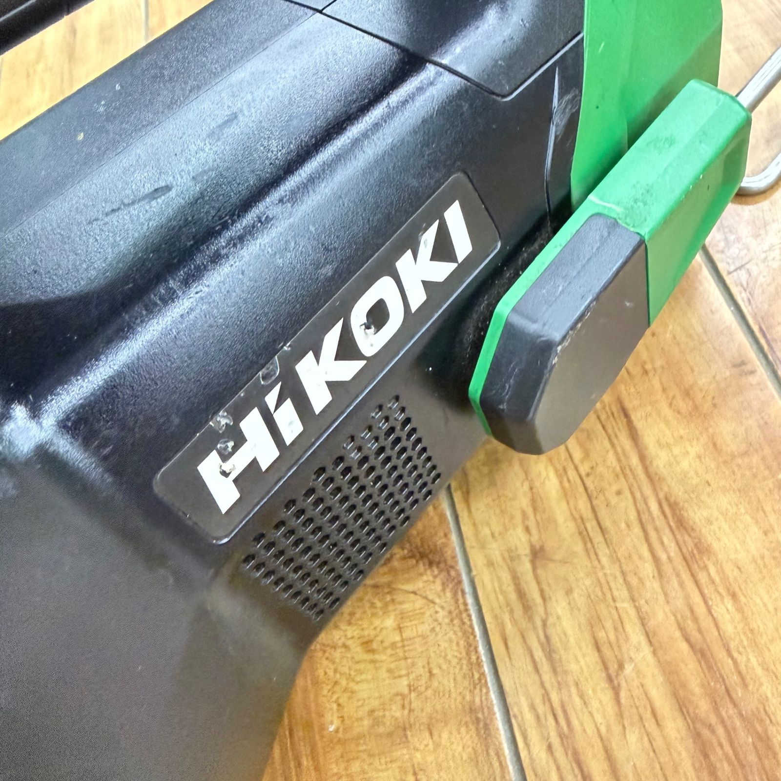 ハイコーキ(HiKOKI) コードレスサーチライト UB18DA 【中古】【蓮田店 