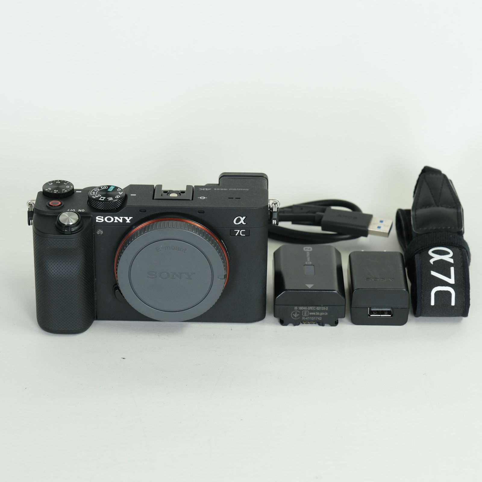 美品 | シャッター数2,828回] SONY α7C（ILCE-7C） [ボディ ブラック 