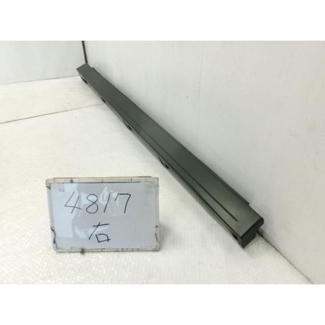 R4年 サクラ ZAA-B6AW 右サイドステップ 素地黒 76850-7PA0A 207878 4817