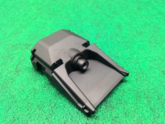 中古】リーフ ZAA-ZE1 フロント レーダー・カメラ（運転支援用） 284G3