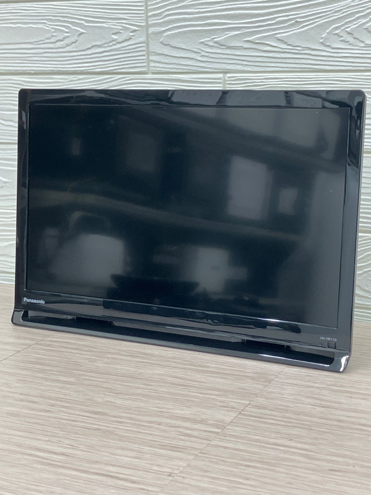 美品】Panasonic プライベートビエラ UN-19F11D 2024年製 - メルカリ