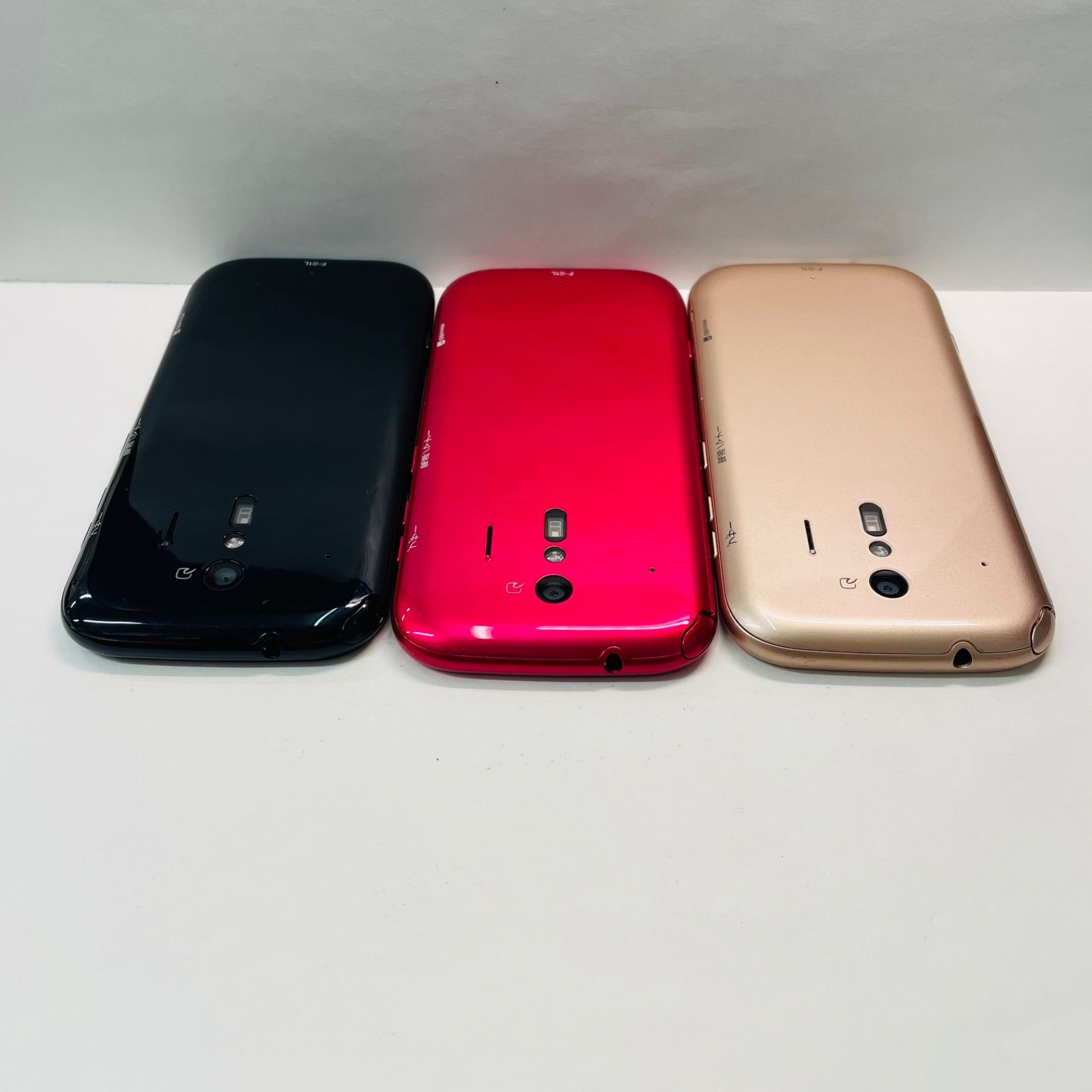 らくらくスマホ me F-01L 3台セット SIMフリー - メルカリ