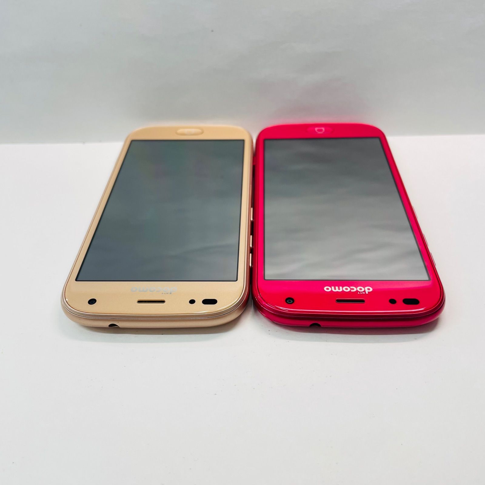 らくらくスマホ me F-01L SIMフリー 2台セット - メルカリ