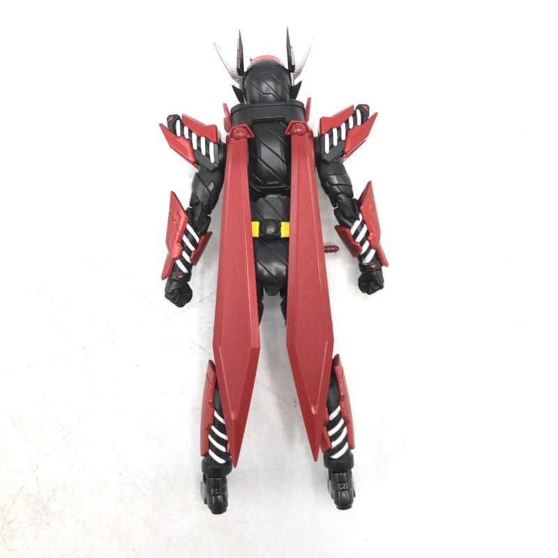 中古】開封)S.H.Figuarts 仮面ライダービルド ラビットラビット 