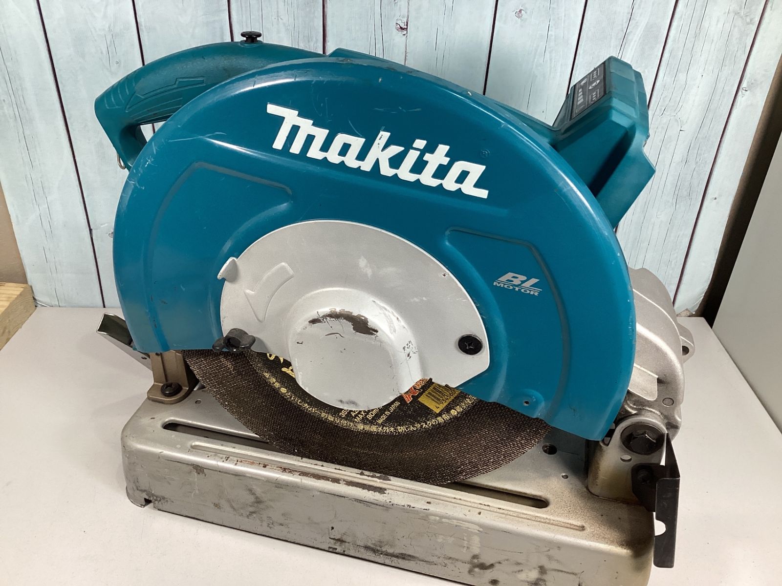 ★マキタ(makita) コードレス高速切断機 LW141DZ