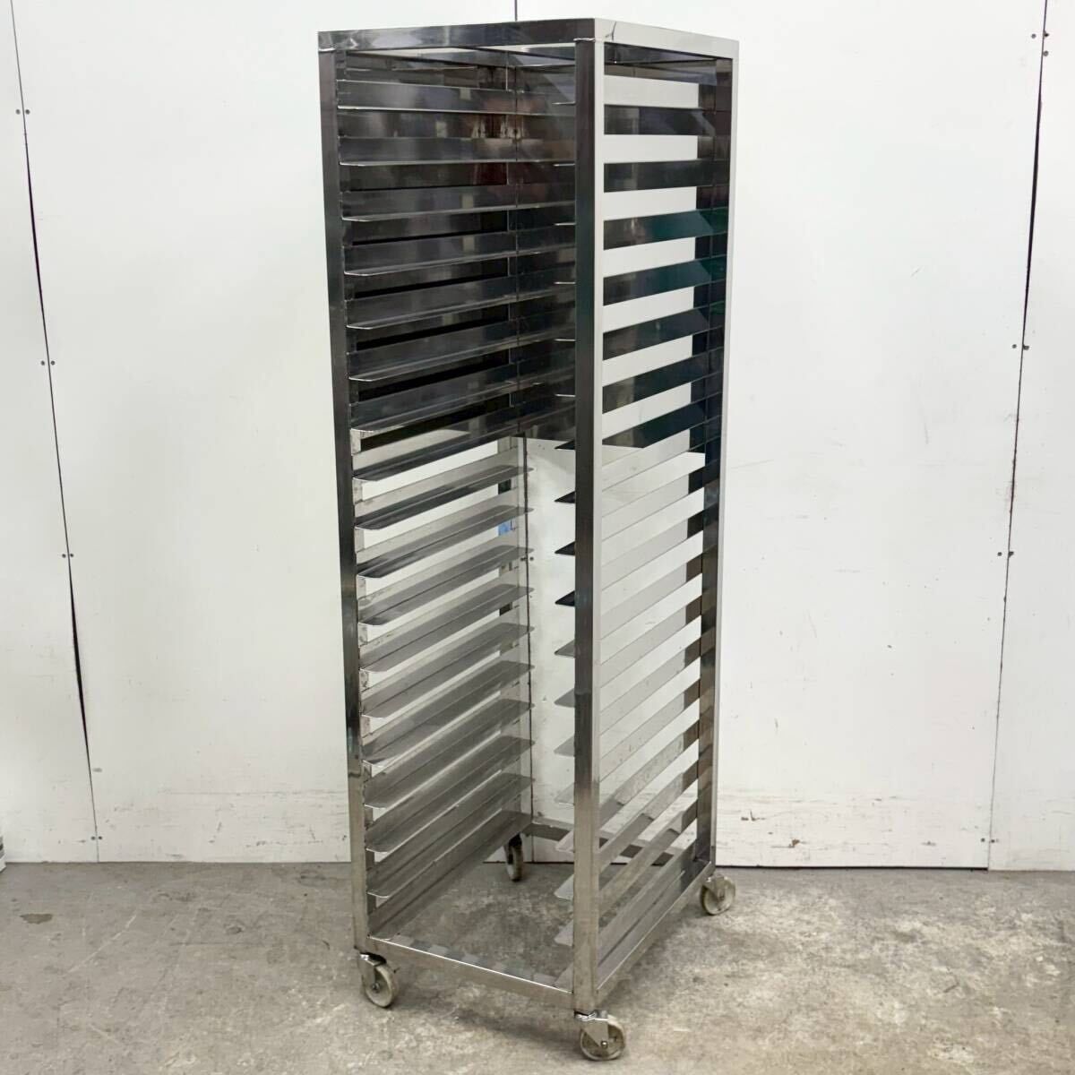 ステンレス 天板ラック 18段 W453×D550×H1590 製菓製パン 内寸390×500 ラックカート 業務用 中古 厨房