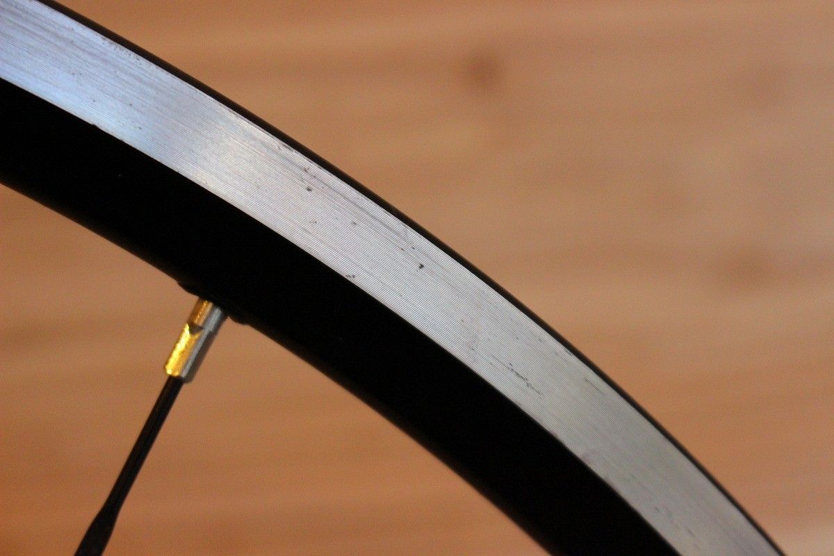 マヴィック MAVIC アクシウム AKSIUM アルミ クリンチャー 後輪のみ