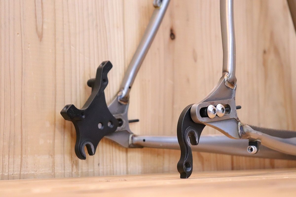 アバブバイクストア ABOVE BIKE STORE マッドマン MUDMAN DISC Mサイズ 