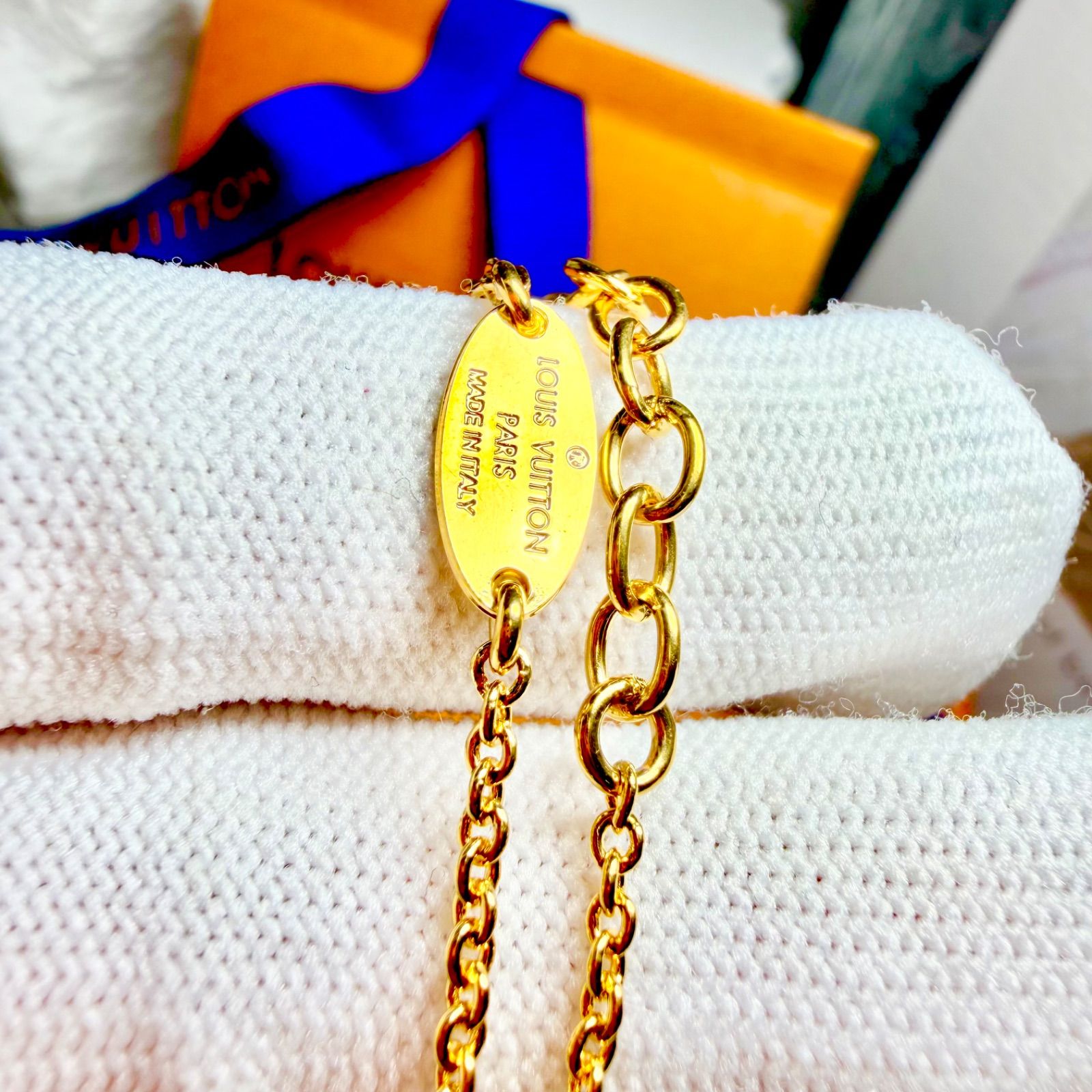 仕上済 LOUIS VUITTON ルイヴィトン エセンシャルV ネックレス