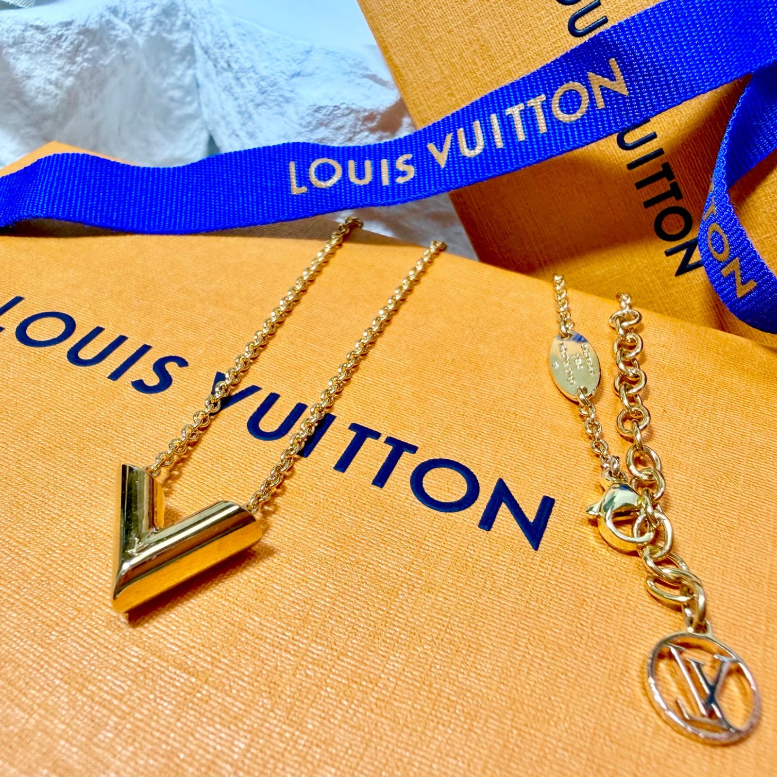 仕上済 LOUIS VUITTON ルイヴィトン エセンシャルV ネックレス 