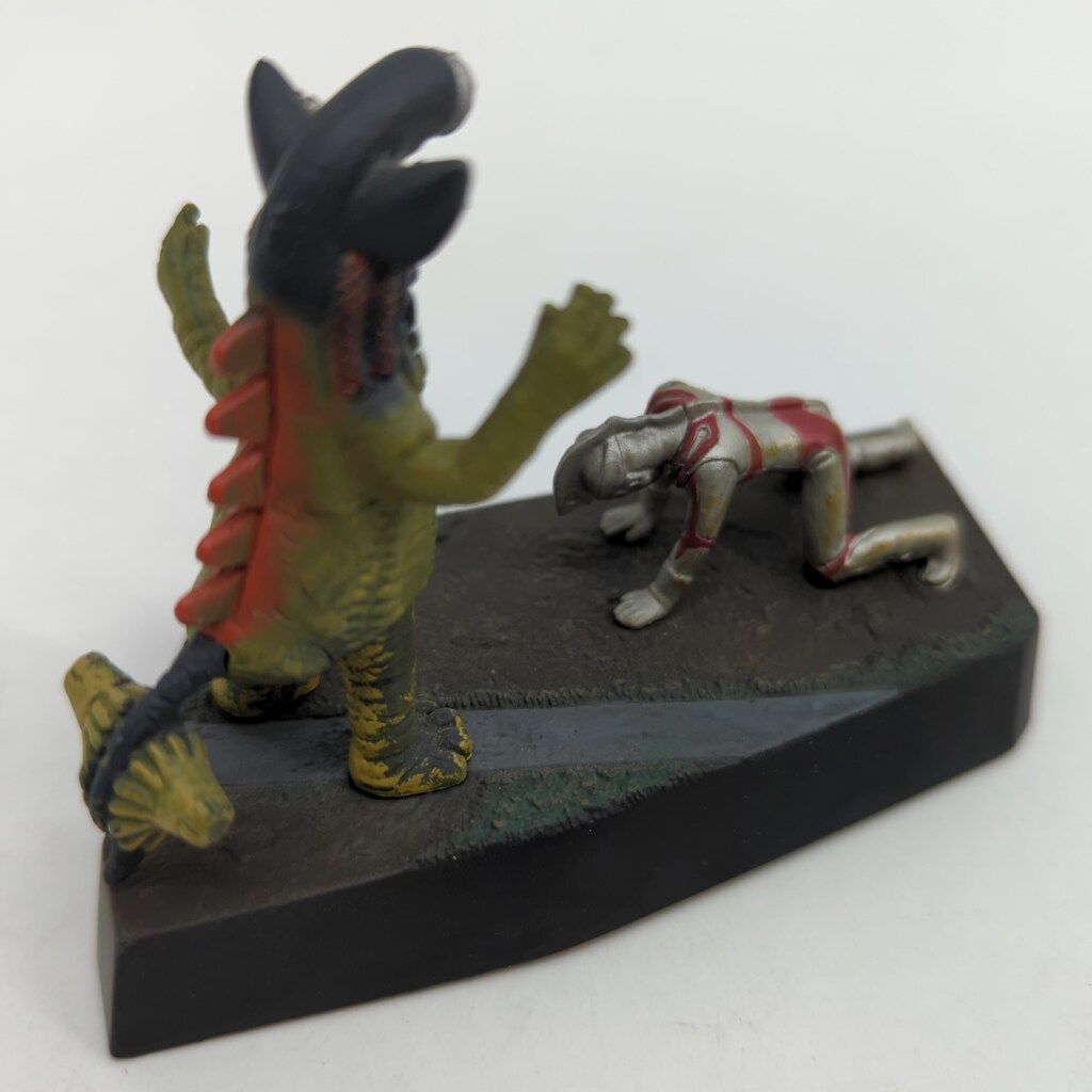 バンダイ ウルトラ超獣名鑑（完） ウルトラマンエース対サウンドキラー
