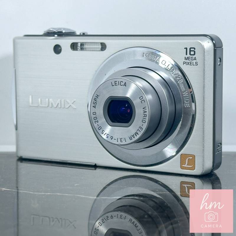 カメラ Panasonic LUMIX DMC-FH5 シルバー コンパクトデジタルカメラ