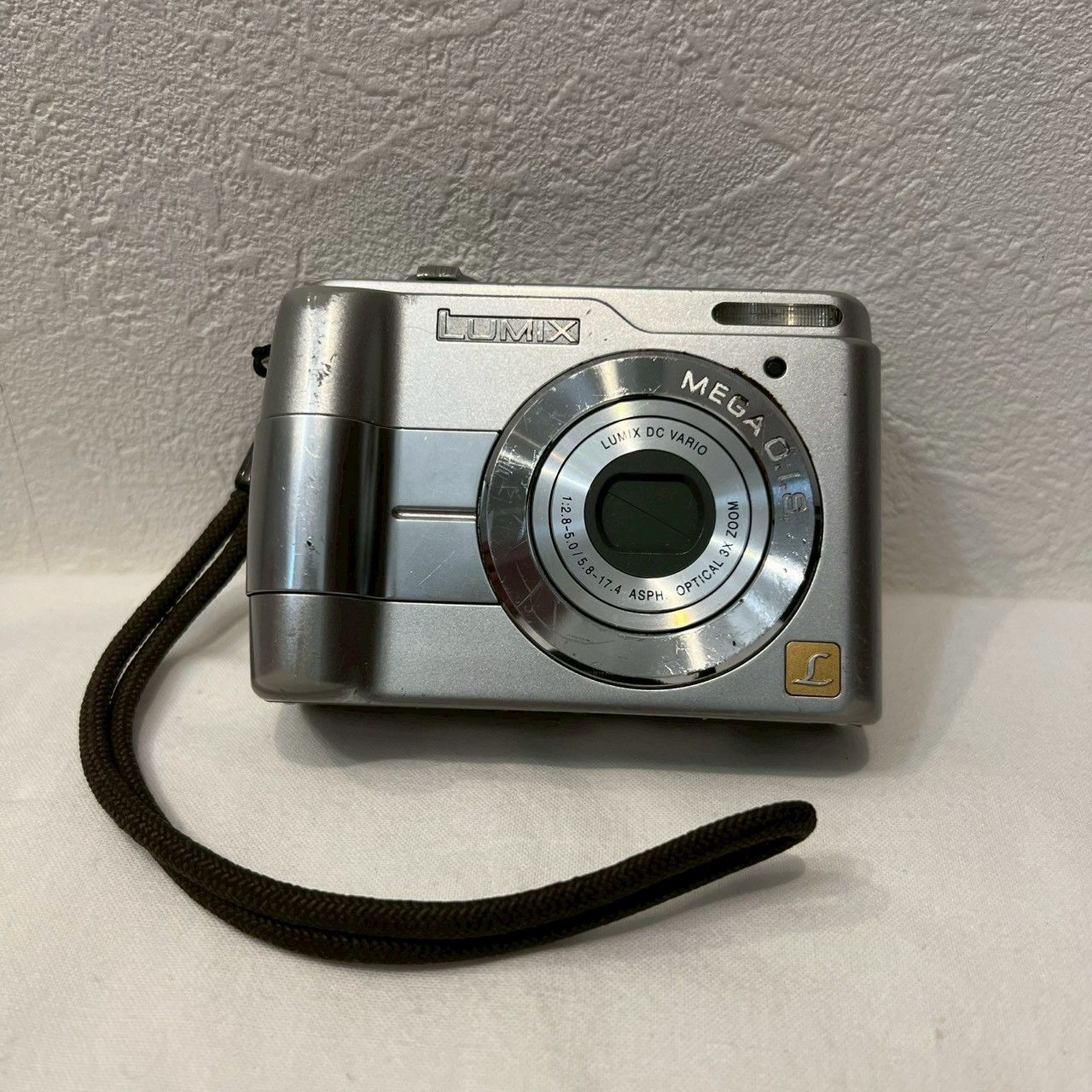 【美品】パナソニック LUMIX DMC-LS1 デジタルカメラ シルバー Amazon | パナソニック デジタルカメラ LUMIX (ルミックス) FS3