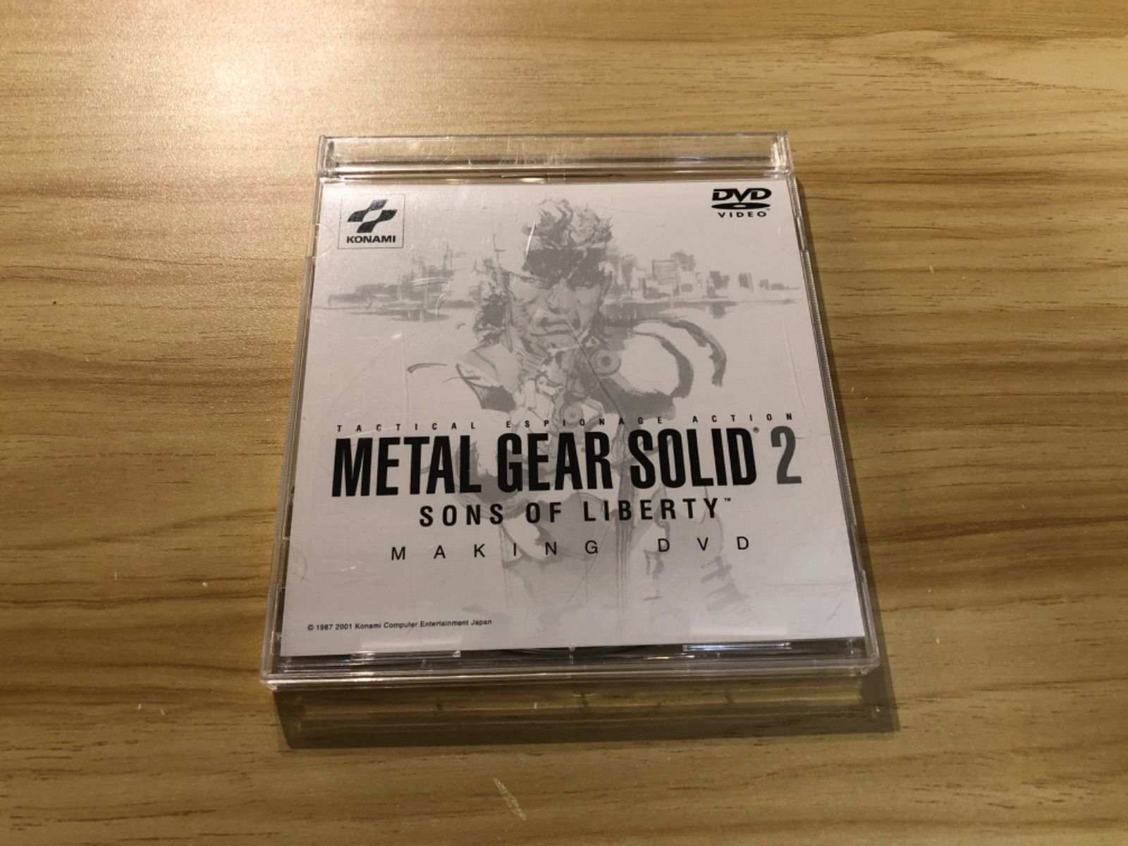 メタルギアソリッド2 メイキングDVD METAL GEAR SOLID 2 Art Set THE MAKING Book +DVD Poster HIDEO