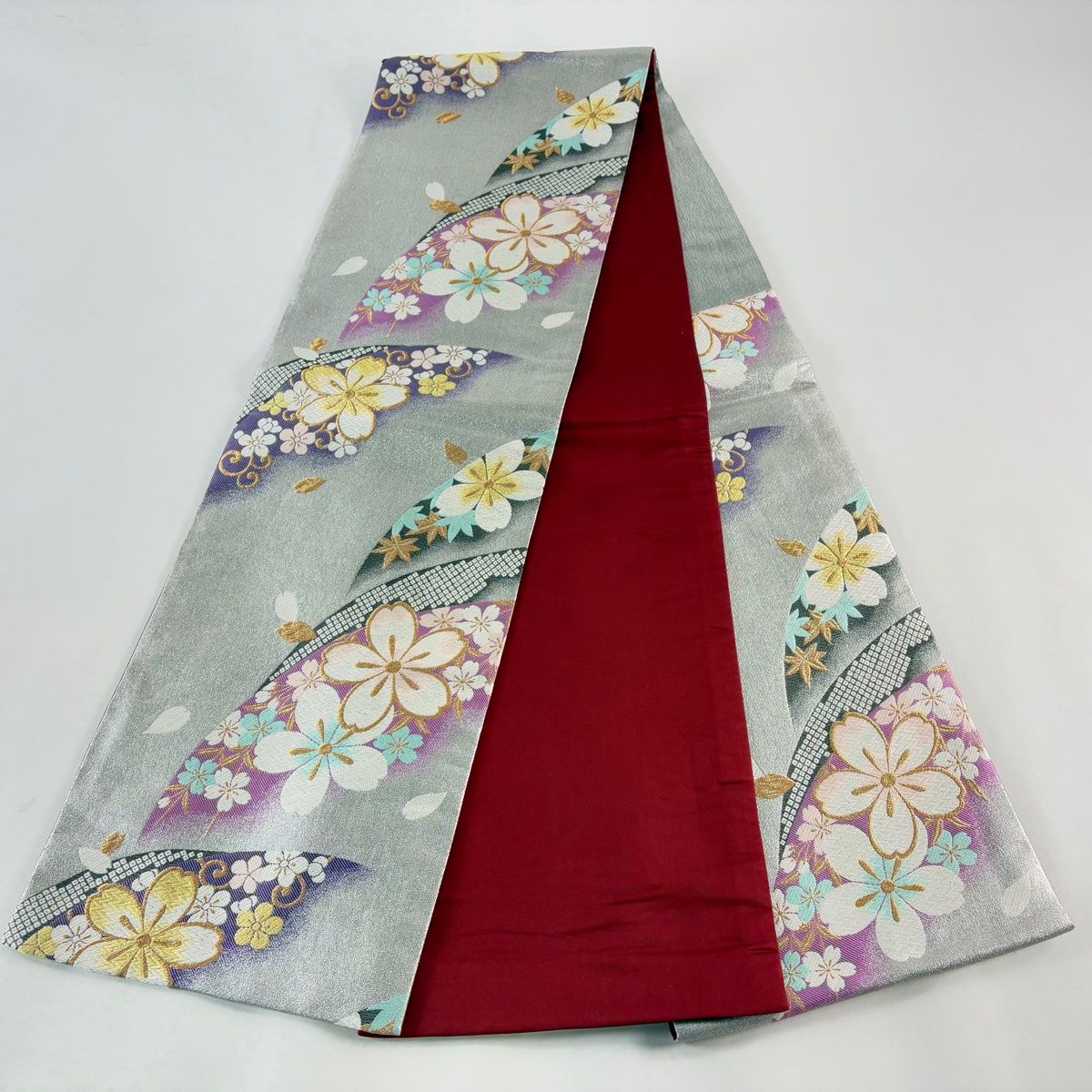 振袖帯　桜　花びら　縦縞　金糸　銀糸　袋帯　着物　123b d ms 美品】 袋帯 秀品 振袖向き 桜 桜の花びら 金銀糸 唐織 銀色 六通 正絹