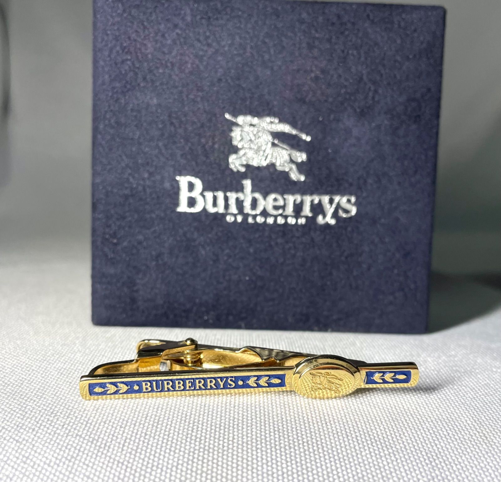 メンズ 874 新品 美品 BURBERRY バーバリー タイピン ゴールドシルバー