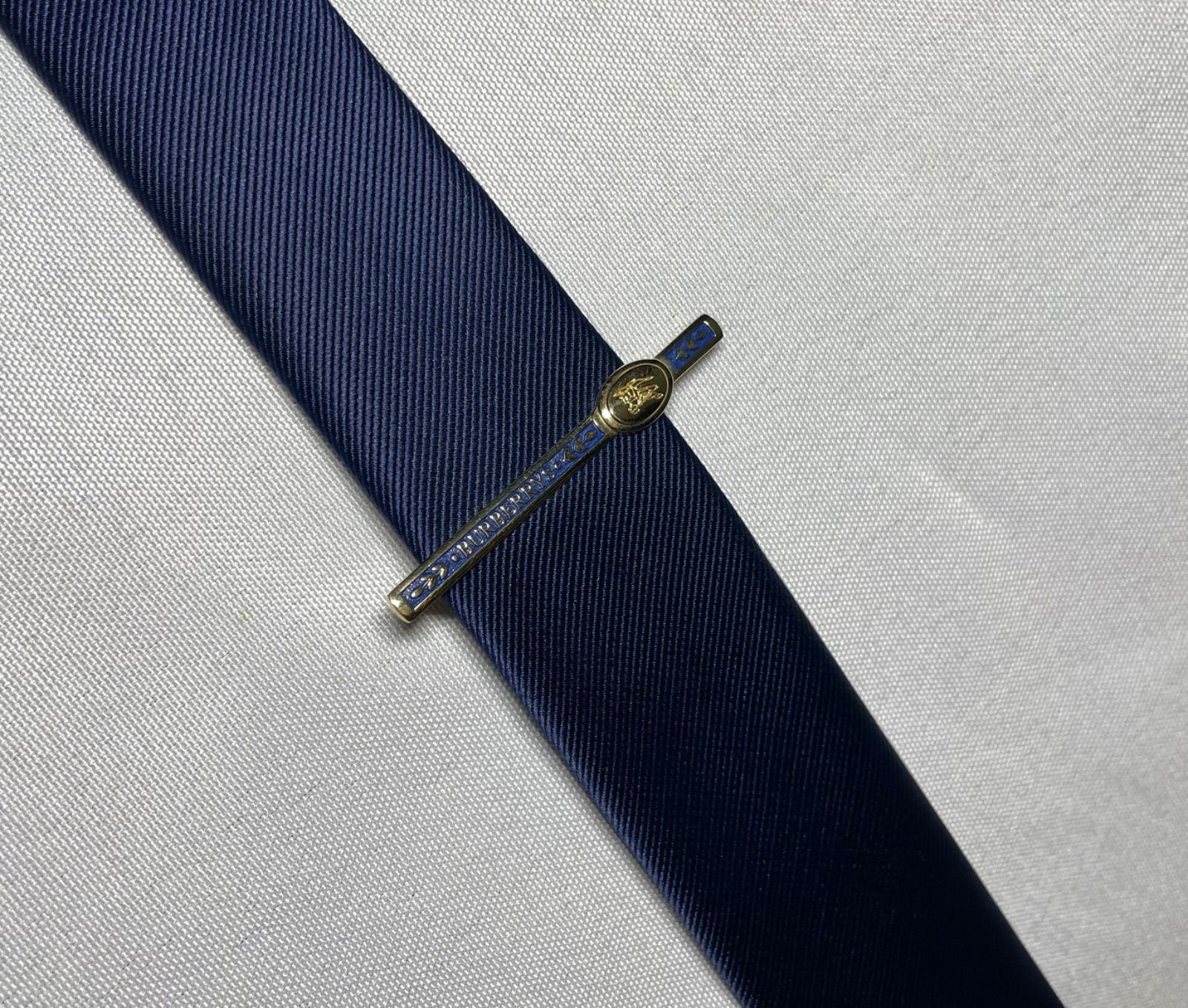 美品 Burberry バーバリー エクエストリアンナイト 騎士デザイン&ロゴ