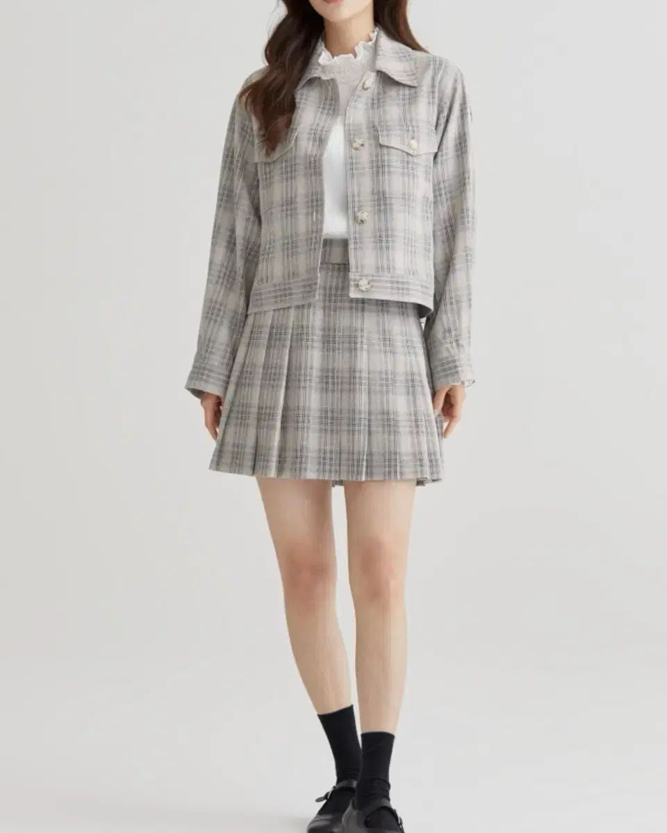 新品 ROEM セットアップ 55サイズ