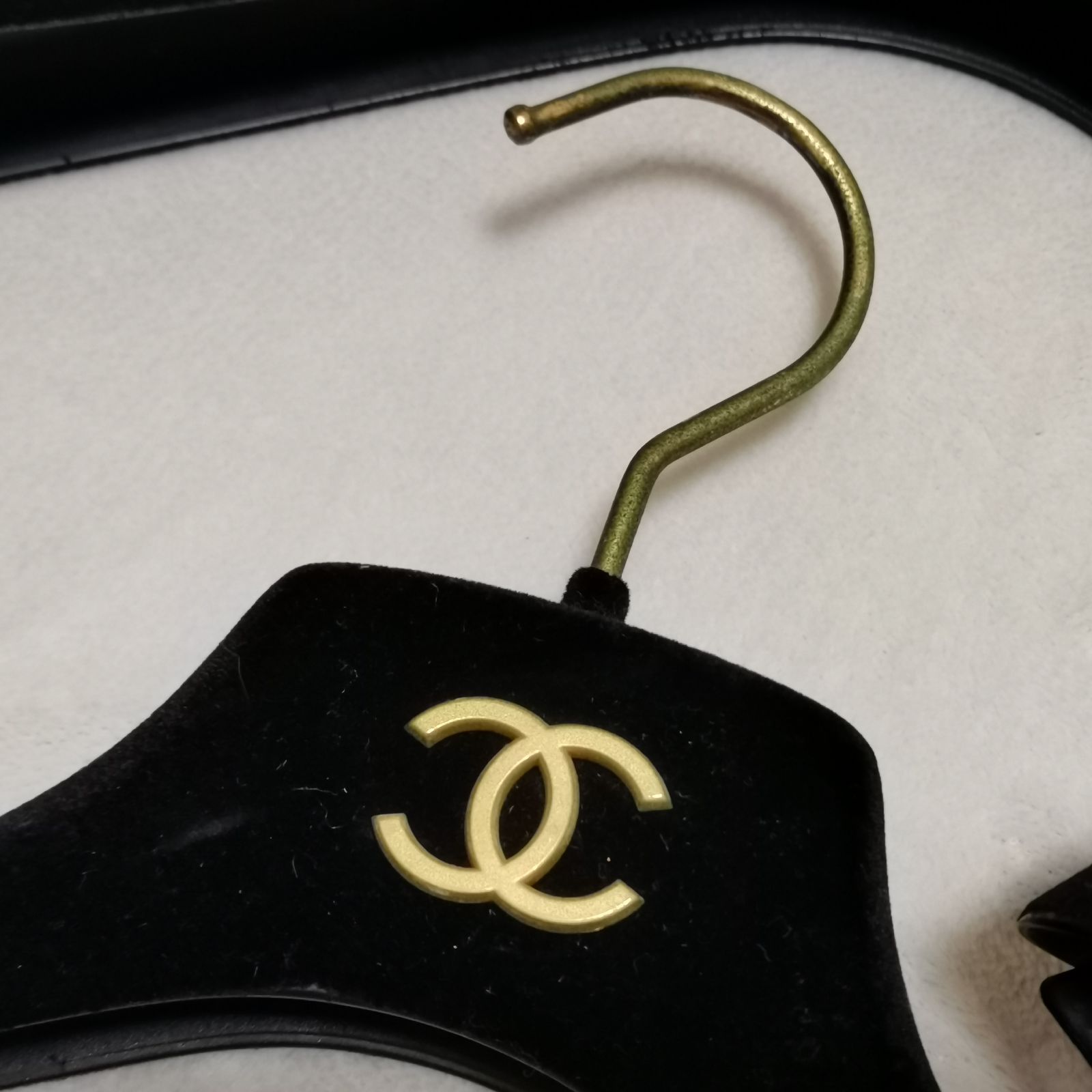 CHANEL ベロア ハンガー シャネル 中古品 4本セット 管理番号