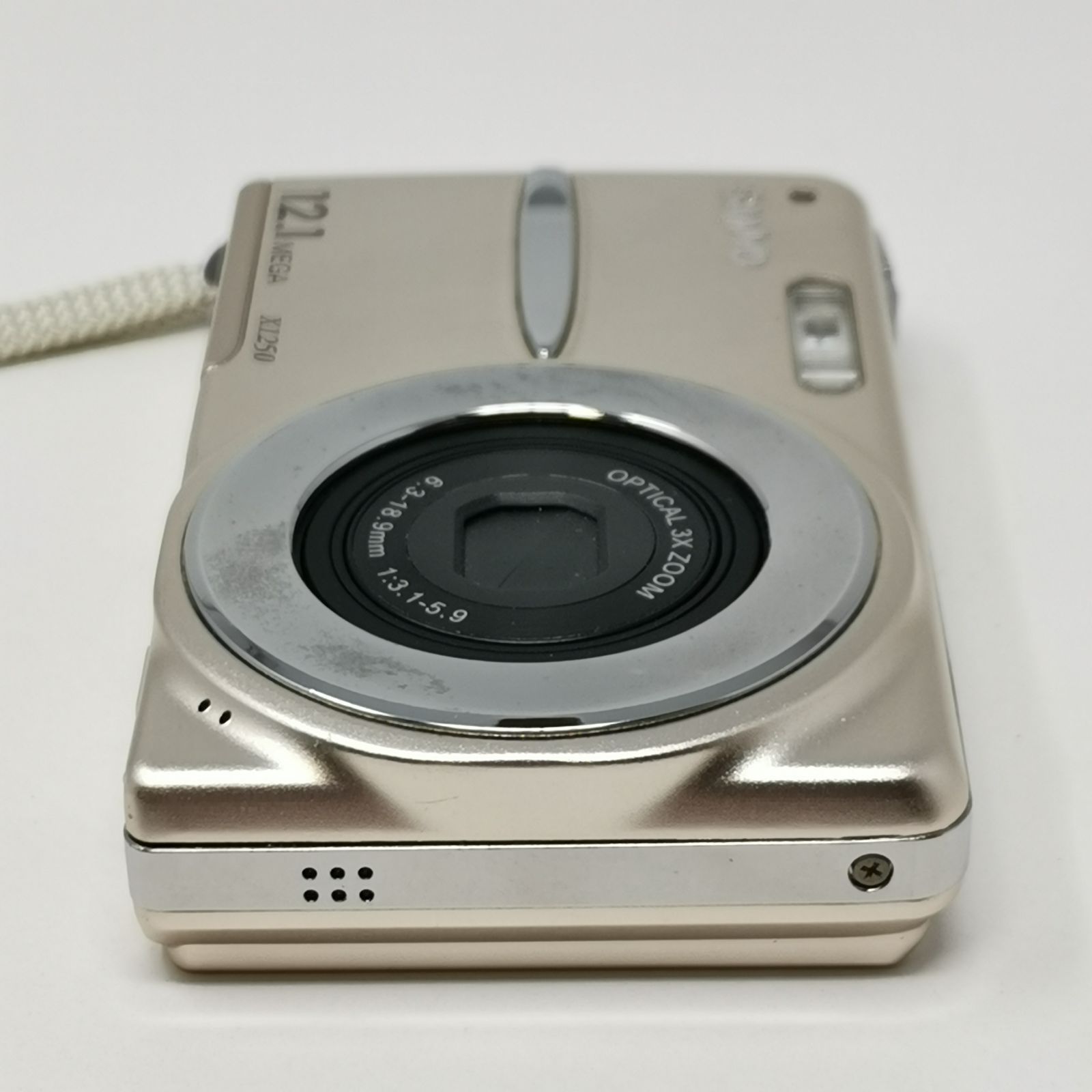 SANYO サンヨー DSC-X1250型 カメラ コンデジ 訳あり品 ゴールド 中古
