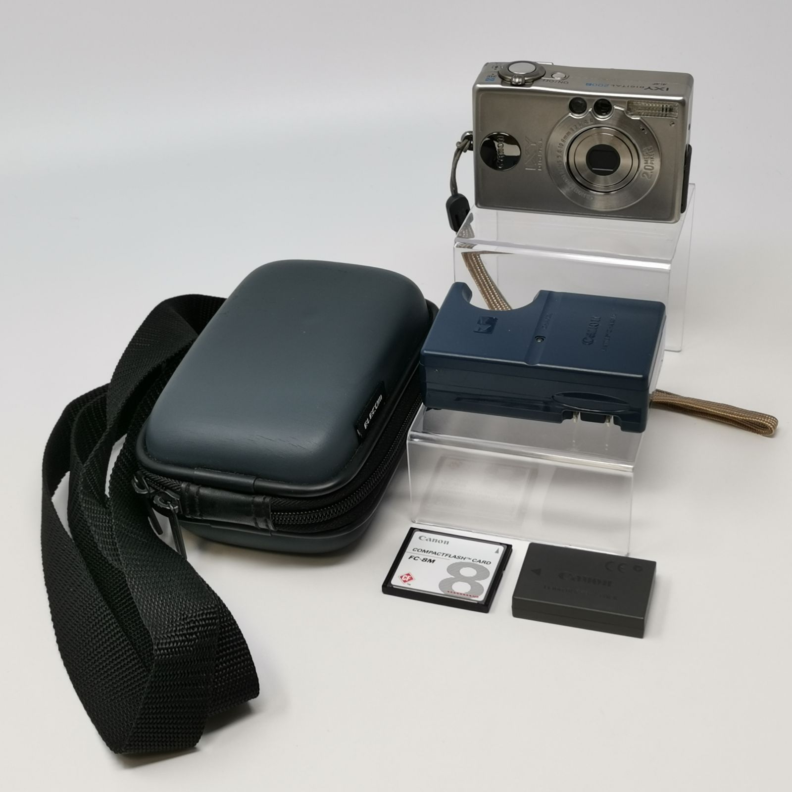 Canon キャノン PC1022 デジタルカメラ IXY DIGITAL200a ジャンク 中古