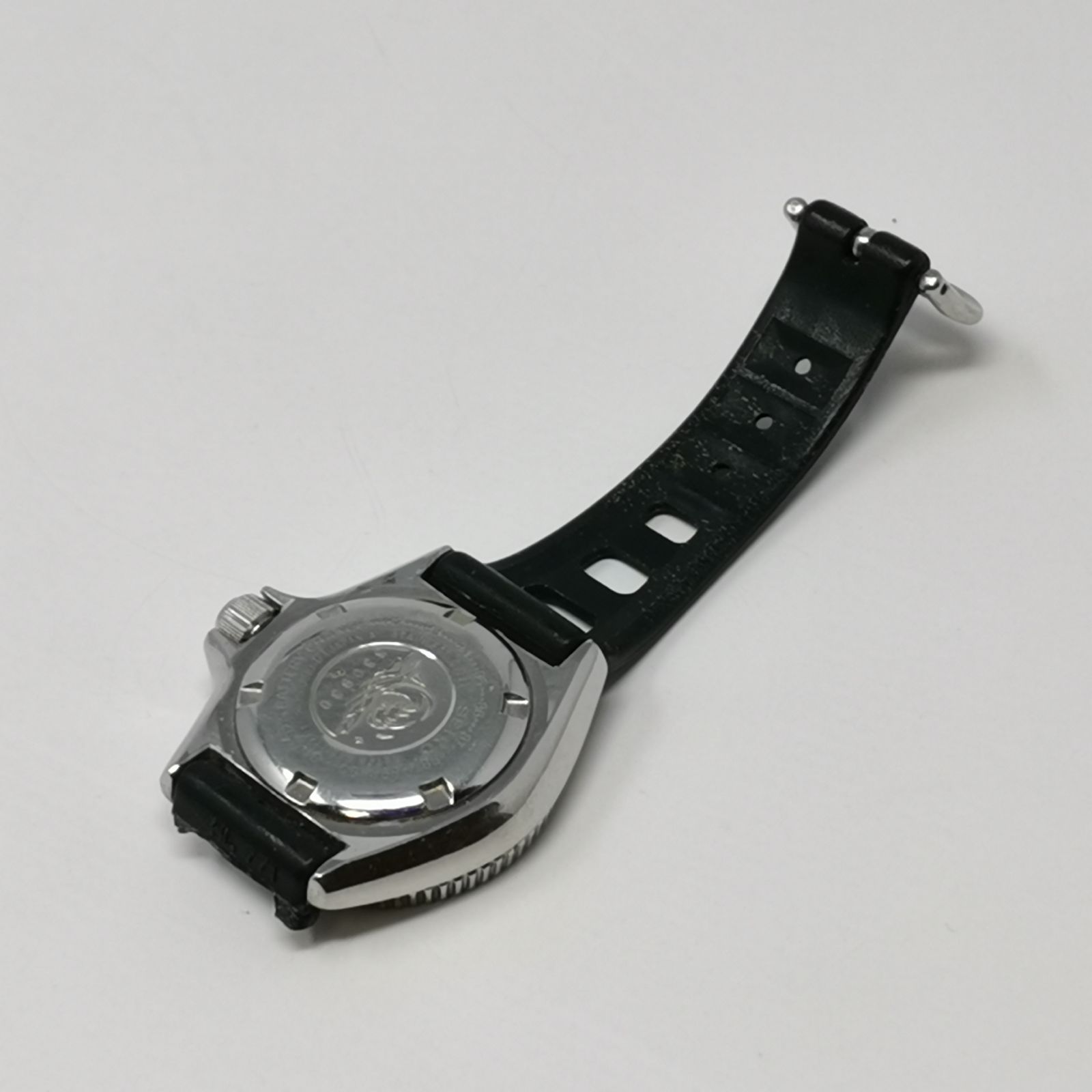 SEIKO セイコー 2625-0010 レトロ ダイバーズウォッチ ブラック 動作未確認 中古品 管理番号ARCANKO1766 SEIKO セイコー 2625-0010 レトロ ダイバーズウォッチ ブラック 動作未確認 中古品 管理番号ARCANKO1766