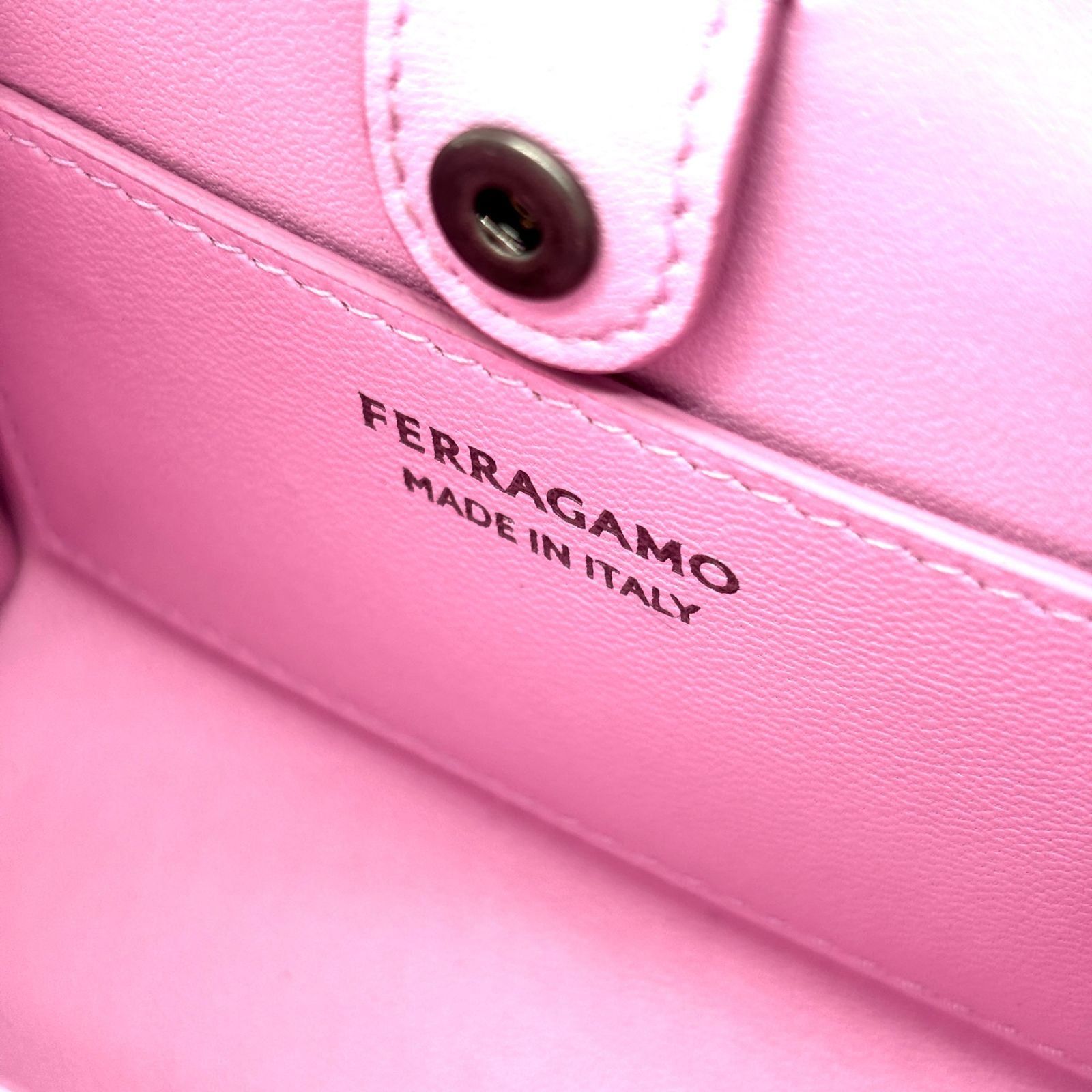 極美品 Salvatore Ferragamo フェラガモ ワンダ ガンチーニ マイクロ 