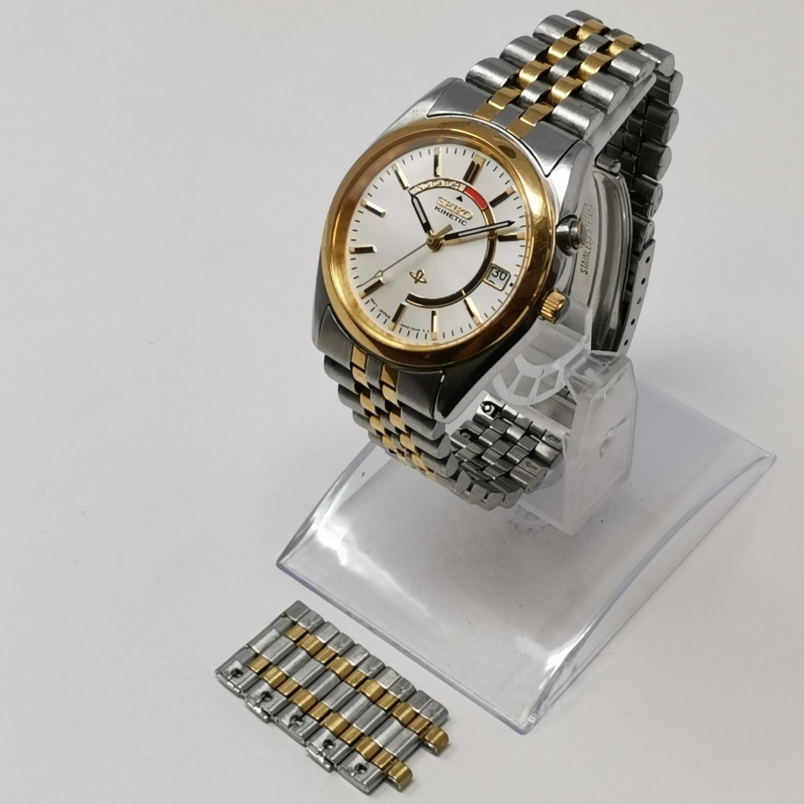 セイコー Seiko キネティック 腕時計 動作品ですがジャンク扱いで 
