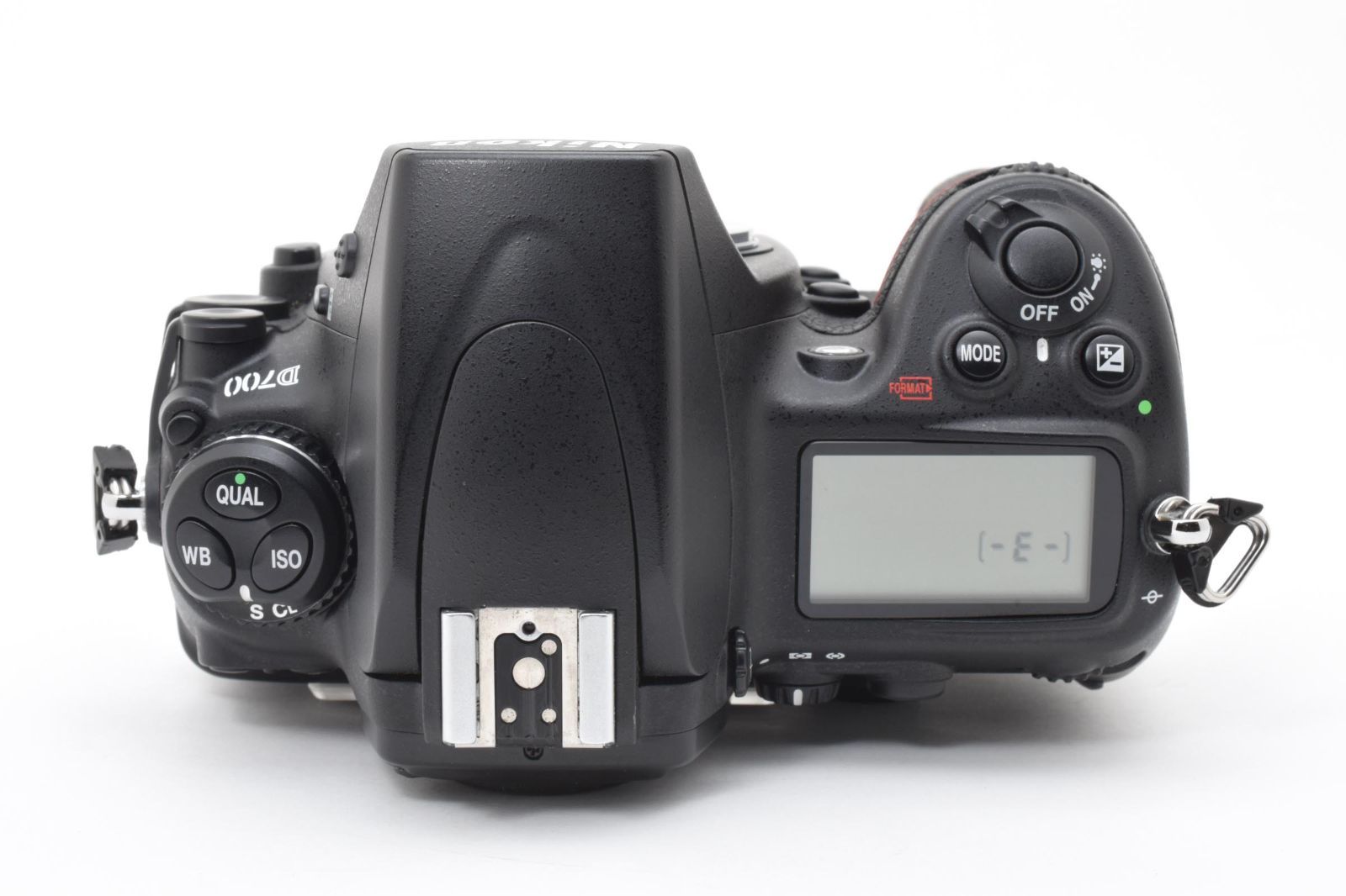 D700 Nikon ニコン 23313回★ ★ショット数: ボディ #1847 現状品 ボディ D700 NIKON ニコン 36497回 ショット数 ☆美品☆ #1397 デジタルカメラ