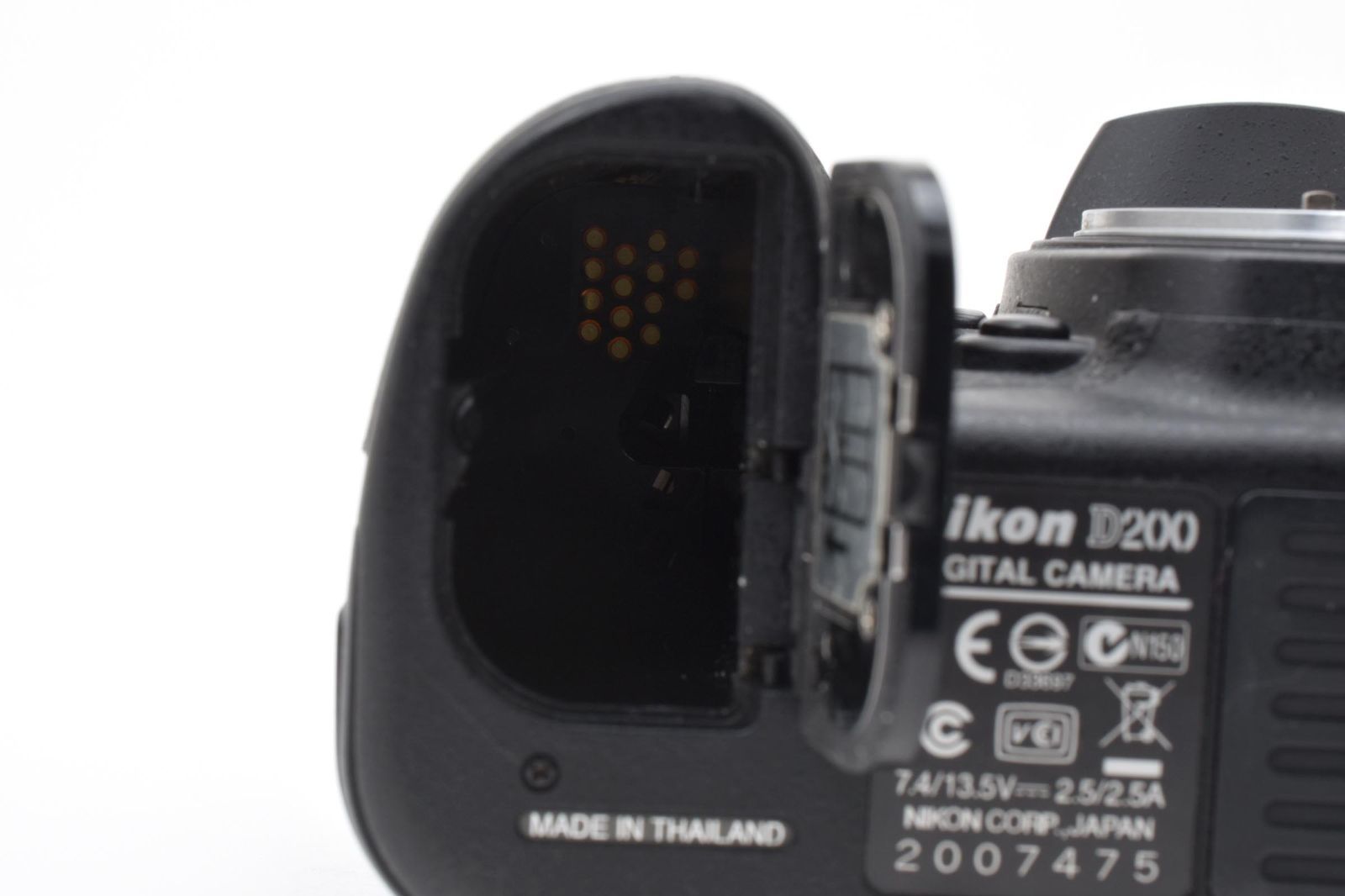 ☆良品☆ ショット数 13159回 ニコン NIKON D200 ボディ #1842 - メルカリ