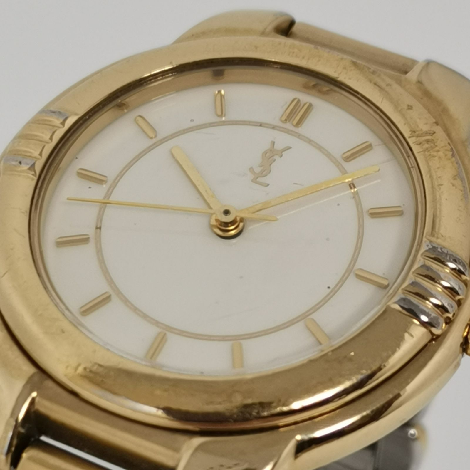 YSL イヴ・サンローラン　時計　ゴールドカラー　6031-G11254 動作未確認品　中古品　管理番号ARCYKO626