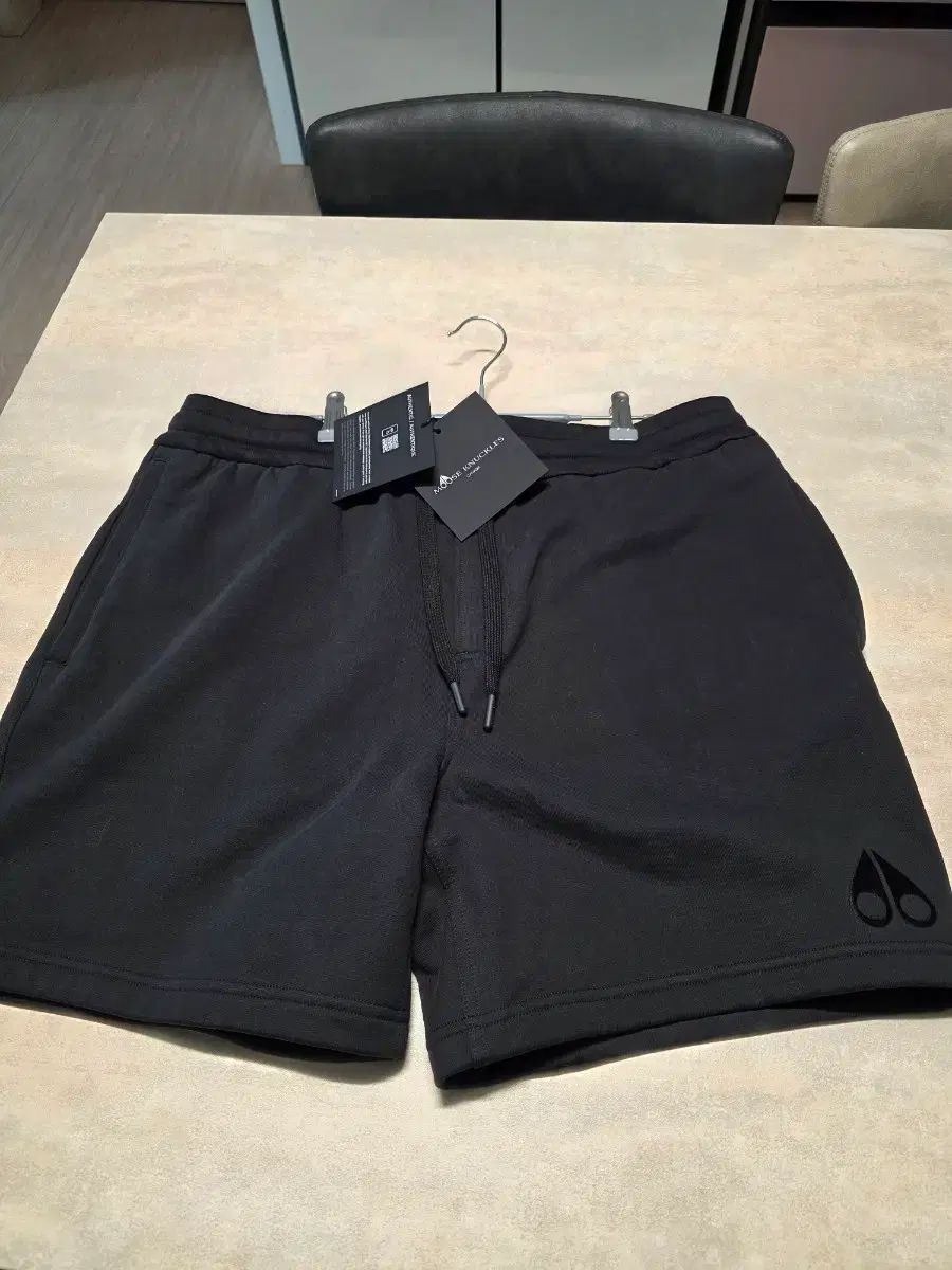 MOOSE KNUCKLES ムースナックルズ ハーフパンツ 新品 xl出品