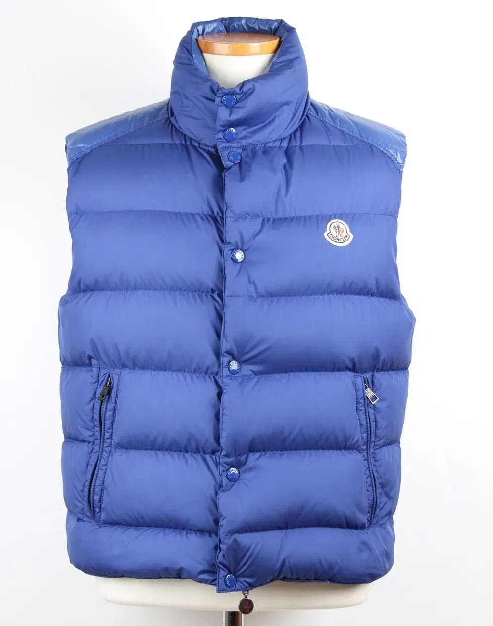 新品タグ付【Moncler】AMIENS アミアン　ダウンベスト　ネイビー　2 MONCLER ダウンベスト フード付き ライトブルー サイズ2 モンクレール