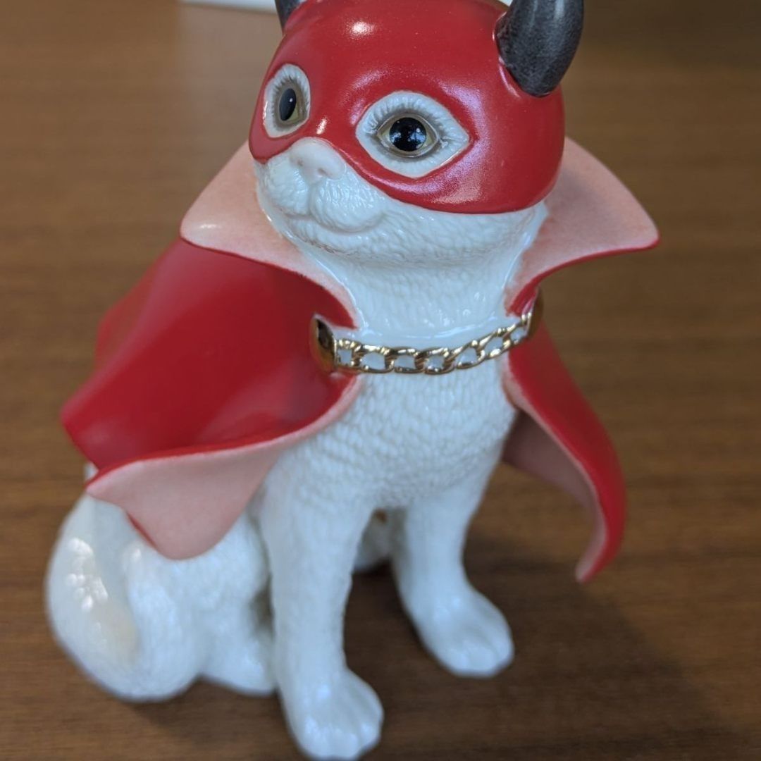 大きなサイズ レノックス 小悪魔 猫 陶器 置物 デビル ペルシャ猫 24K