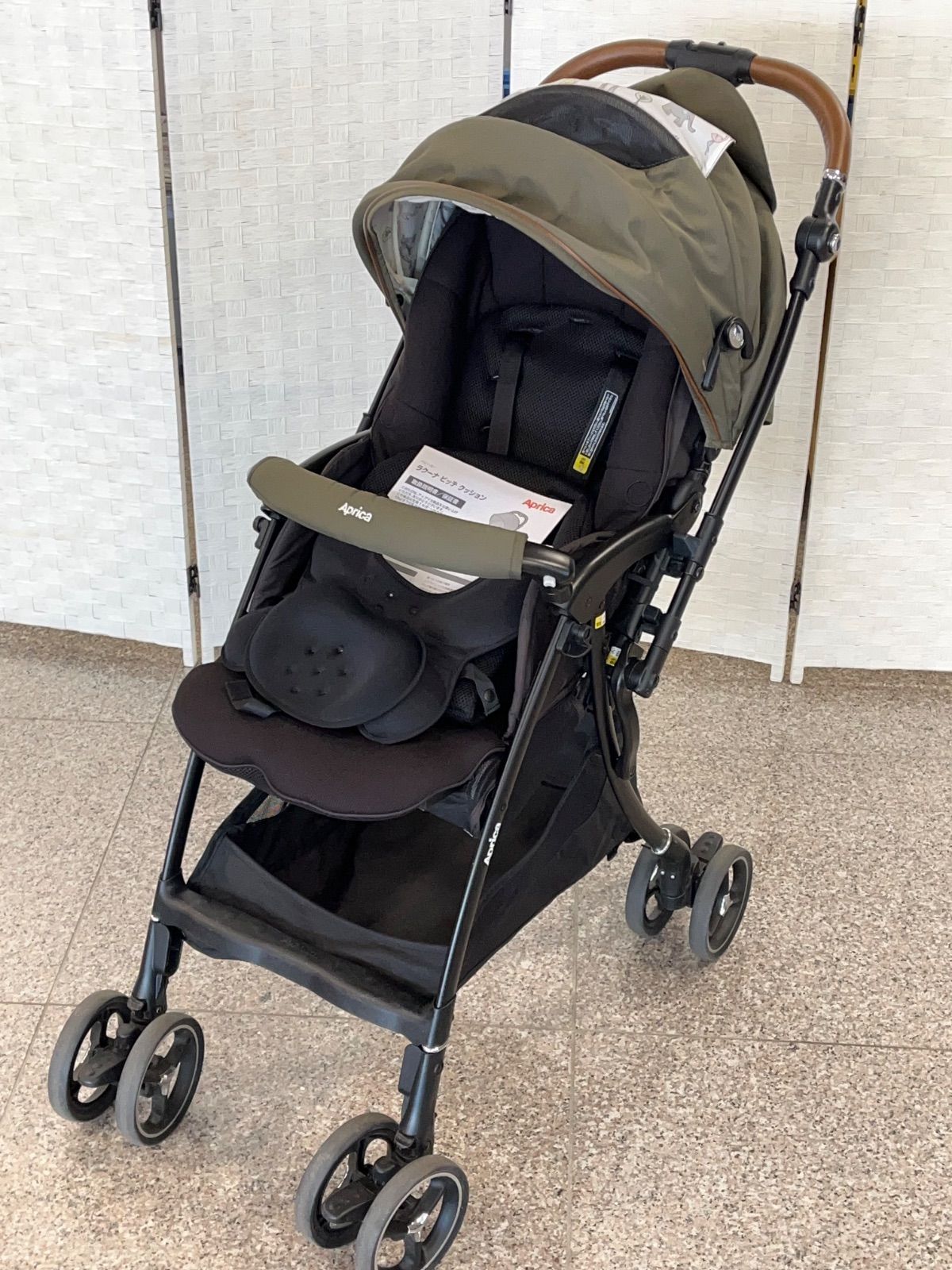 ☆美品 良品 Aprica アップリカ ラクーナ ビッテ クッション 