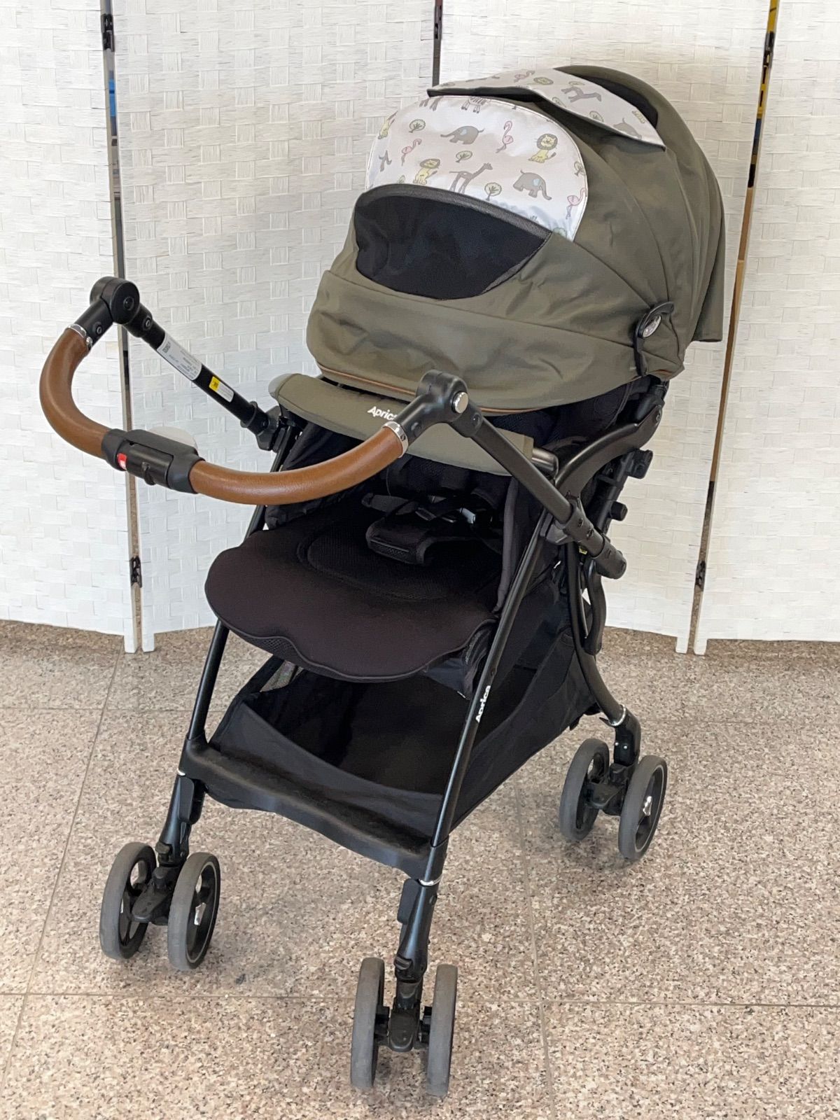 ☆美品 良品 Aprica アップリカ ラクーナ ビッテ クッション 