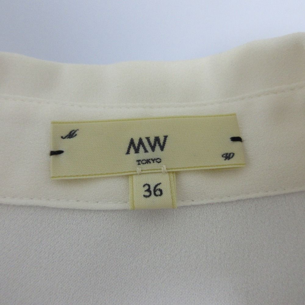 良品 MW TOKYO エムダブリュー バックサテン ハーフスリーブビジュー ブラウス MW17-FK001 サイズ36 ホワイト レディース 古着 中古 USED 良品 MW TOKYO エムダブリュー バックサテン ハーフスリーブビジュー