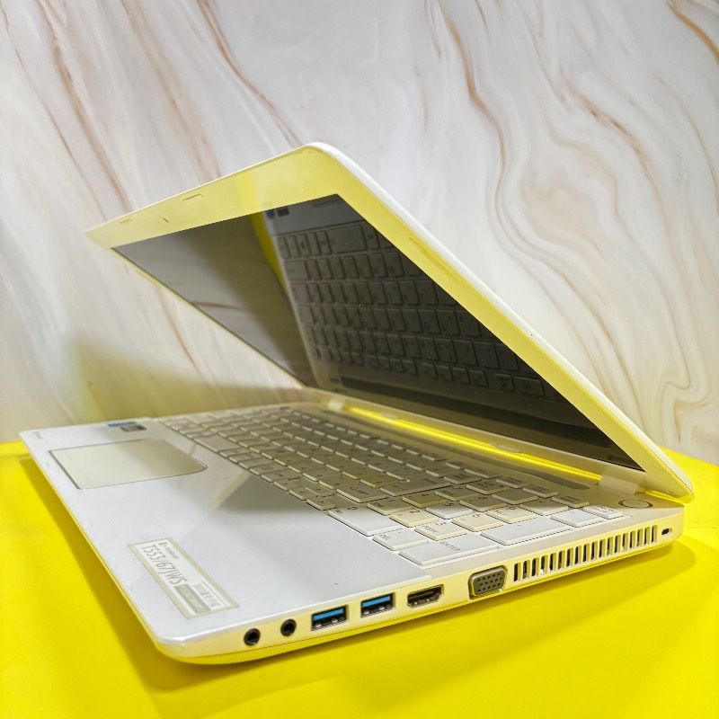 美品！Core i7 東芝ノートPC Win11 SSD 8GB Office - メルカリ