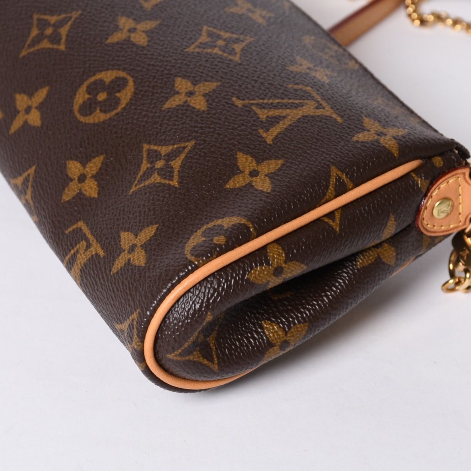 極美品 LOUIS VUITTON ルイヴィトン ポシェット エヴァ チェーン 