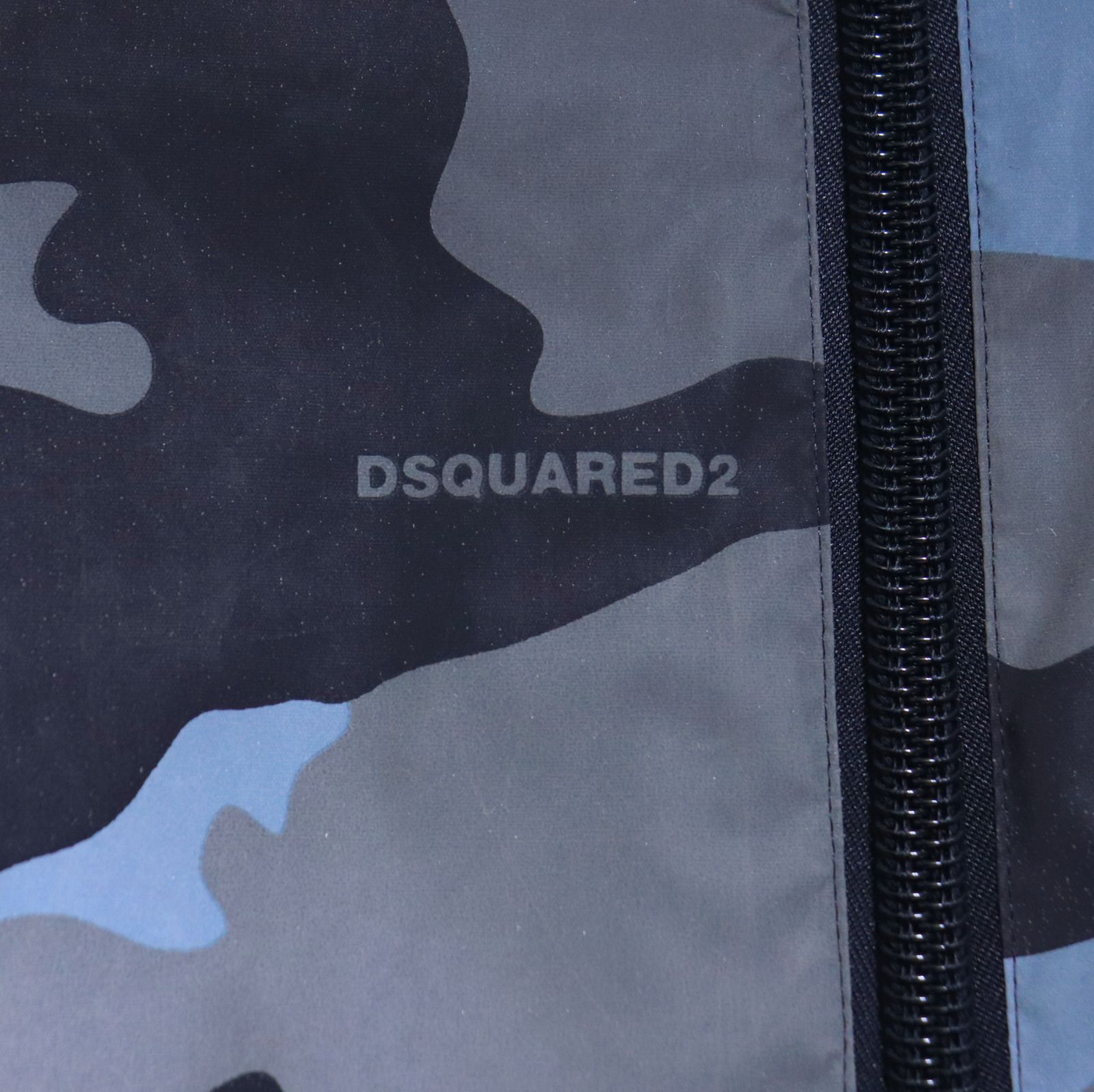 DSQUARED2 ディースクエアード 迷彩柄 カモ柄 リフレクト マウンテン 