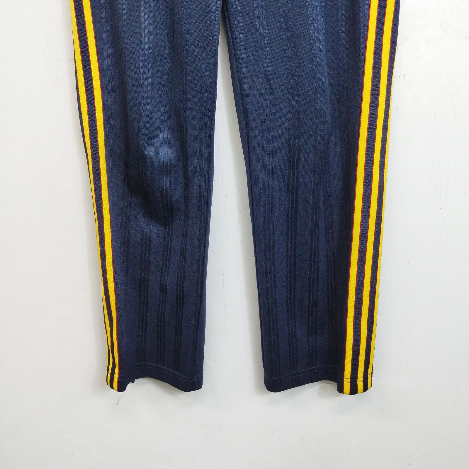 00s adidas トラック パンツ ジャージ スリーストライプス イエロー
