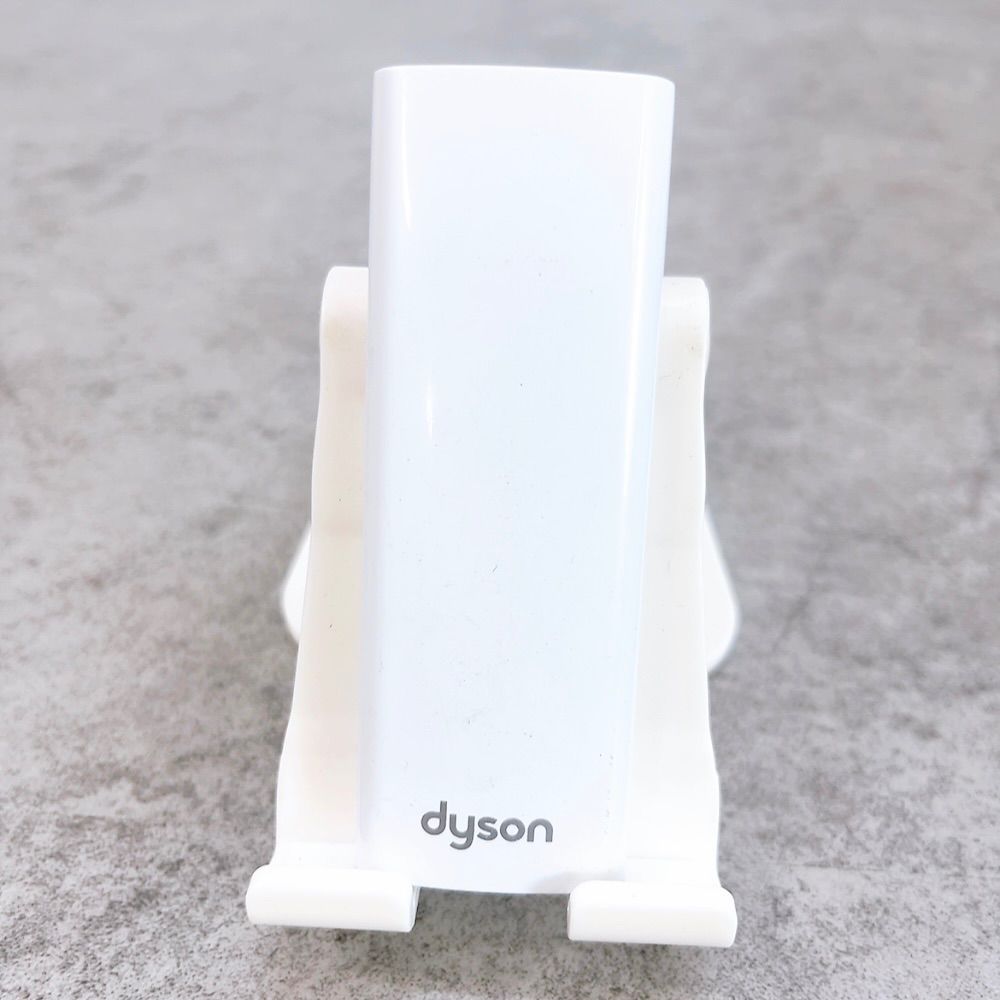 し*ん様 Dyson Hot + Cool 羽根なし扇風機 AM09 ホワイト Amazon.com: Dyson Hot+Cool™ AM09 Jet Focus heater and fan : Home