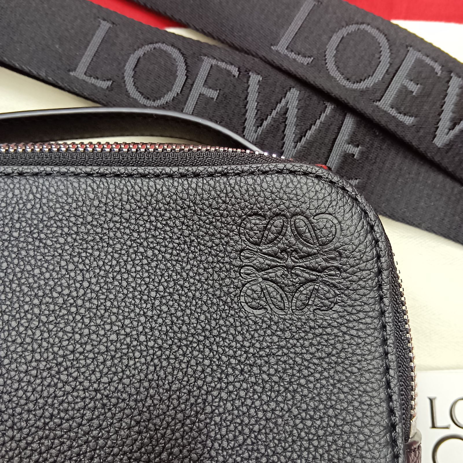 LOEWE クロスボディ カメラバッグ ミニ ロエベ ソフトグレインカーフ