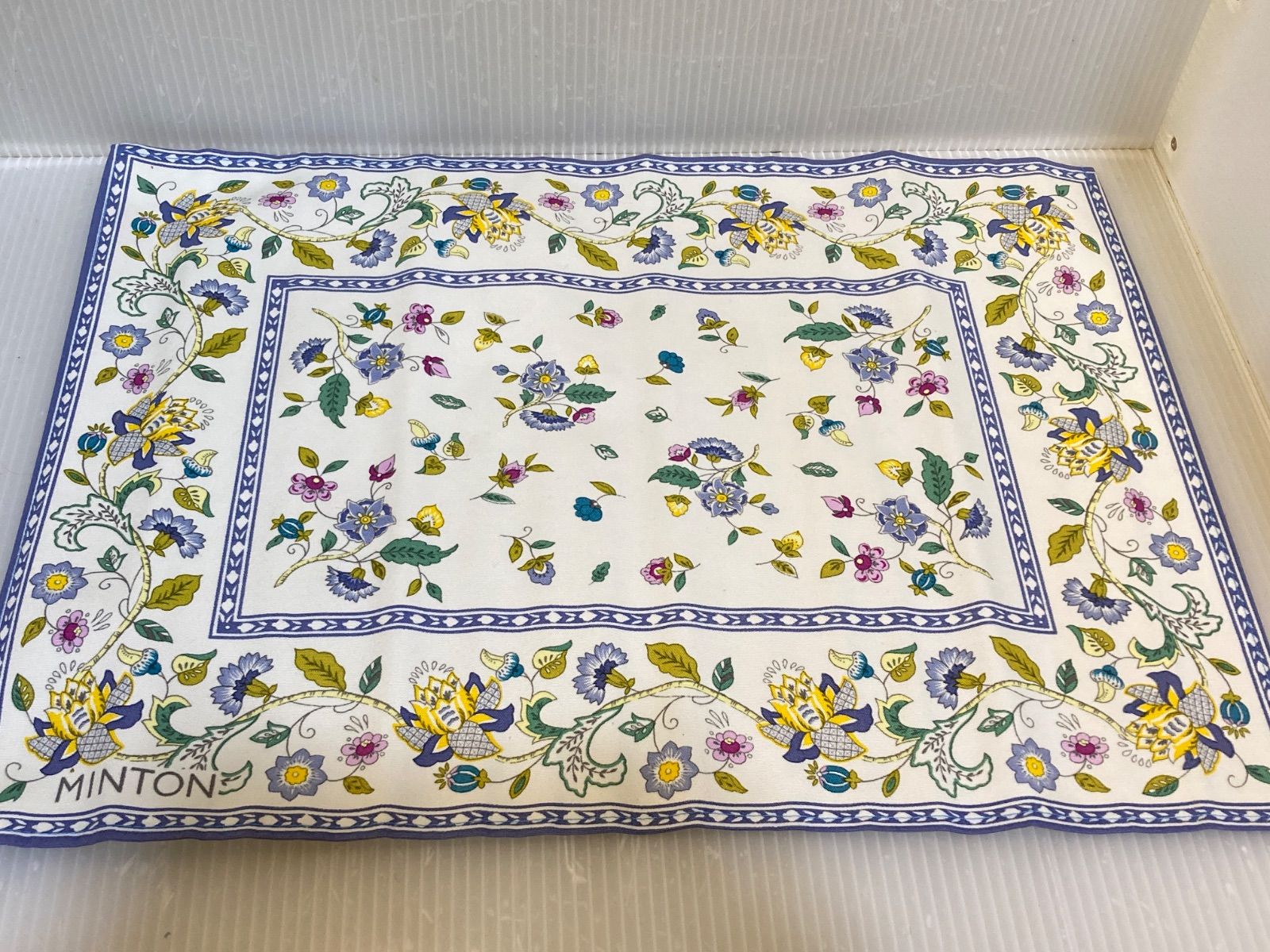 新品未使用品　MINTON ミントン　ランチョンマット　35×48cm　 4枚組 MINTON ミントン ランチョンマット 5枚組 - メルカリ